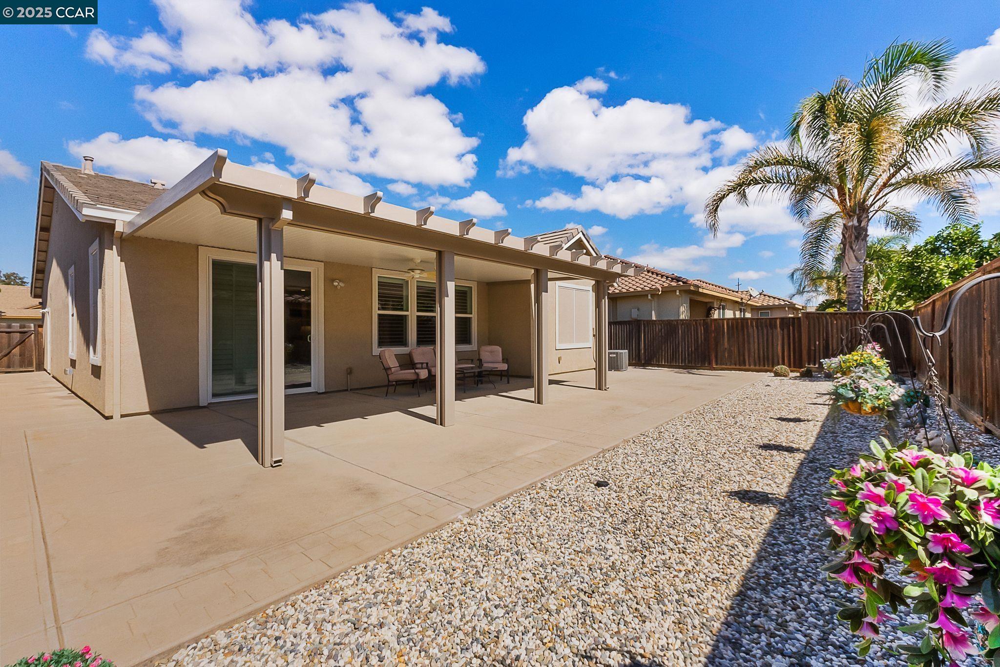 38 Outrigger Way