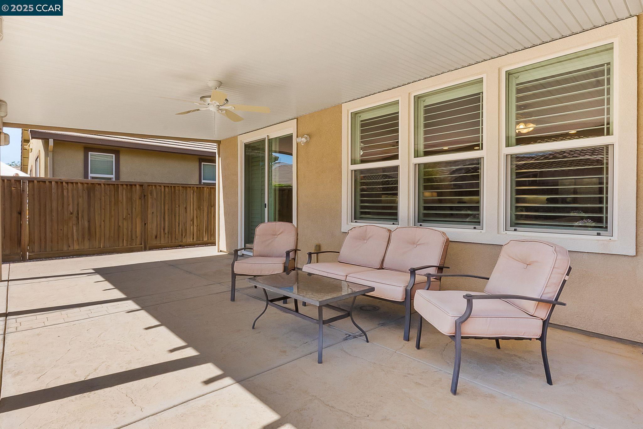 38 Outrigger Way