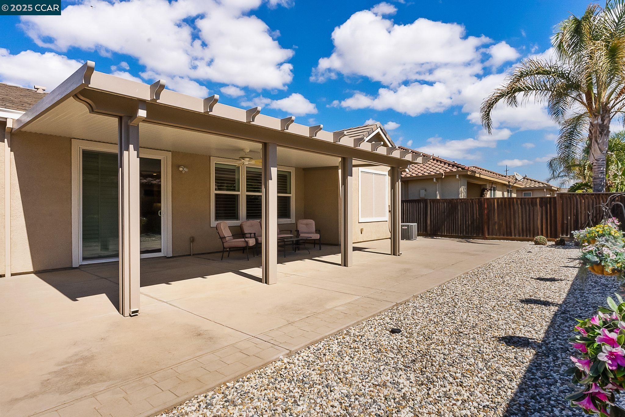 38 Outrigger Way