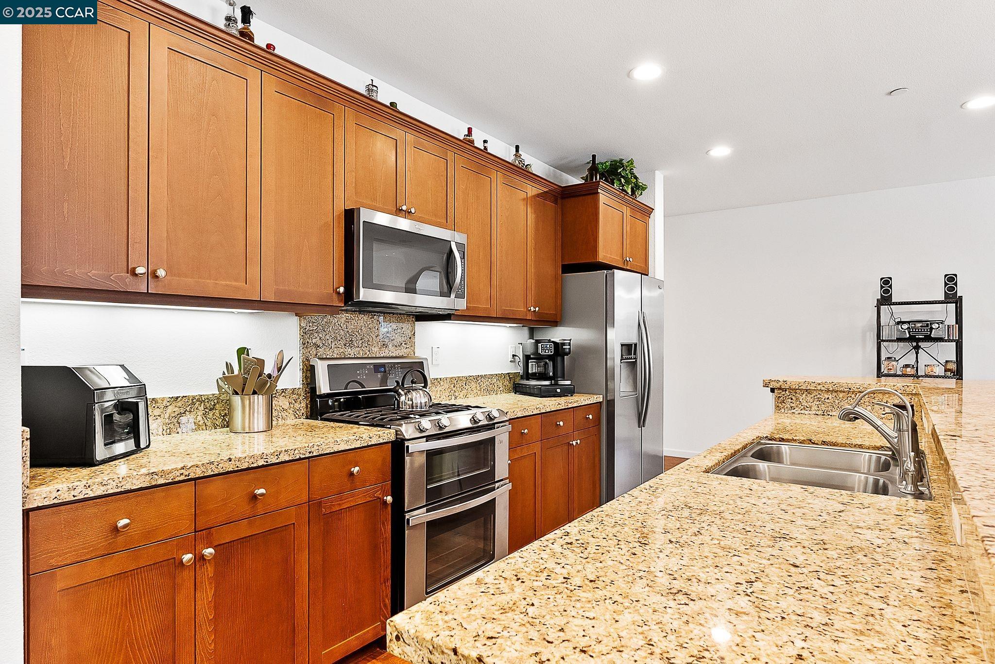 38 Outrigger Way