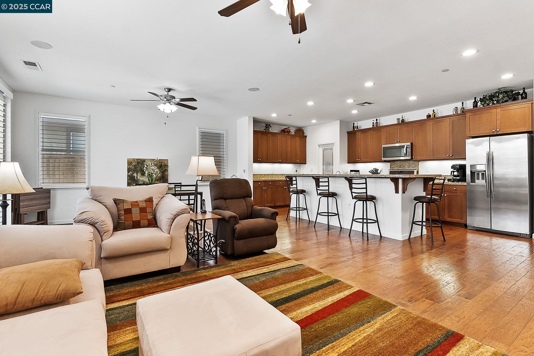 38 Outrigger Way