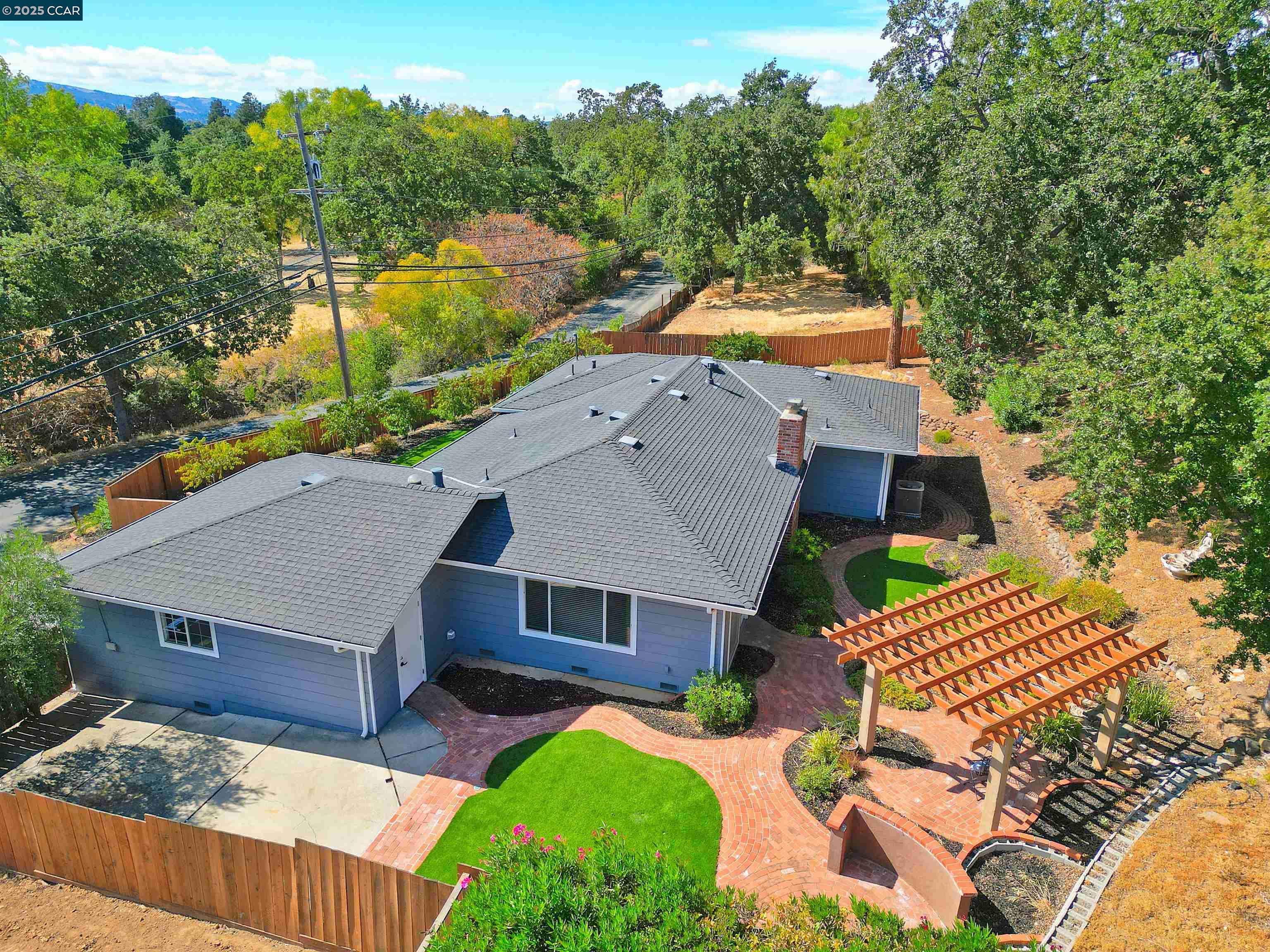 886 San Miguel Rd