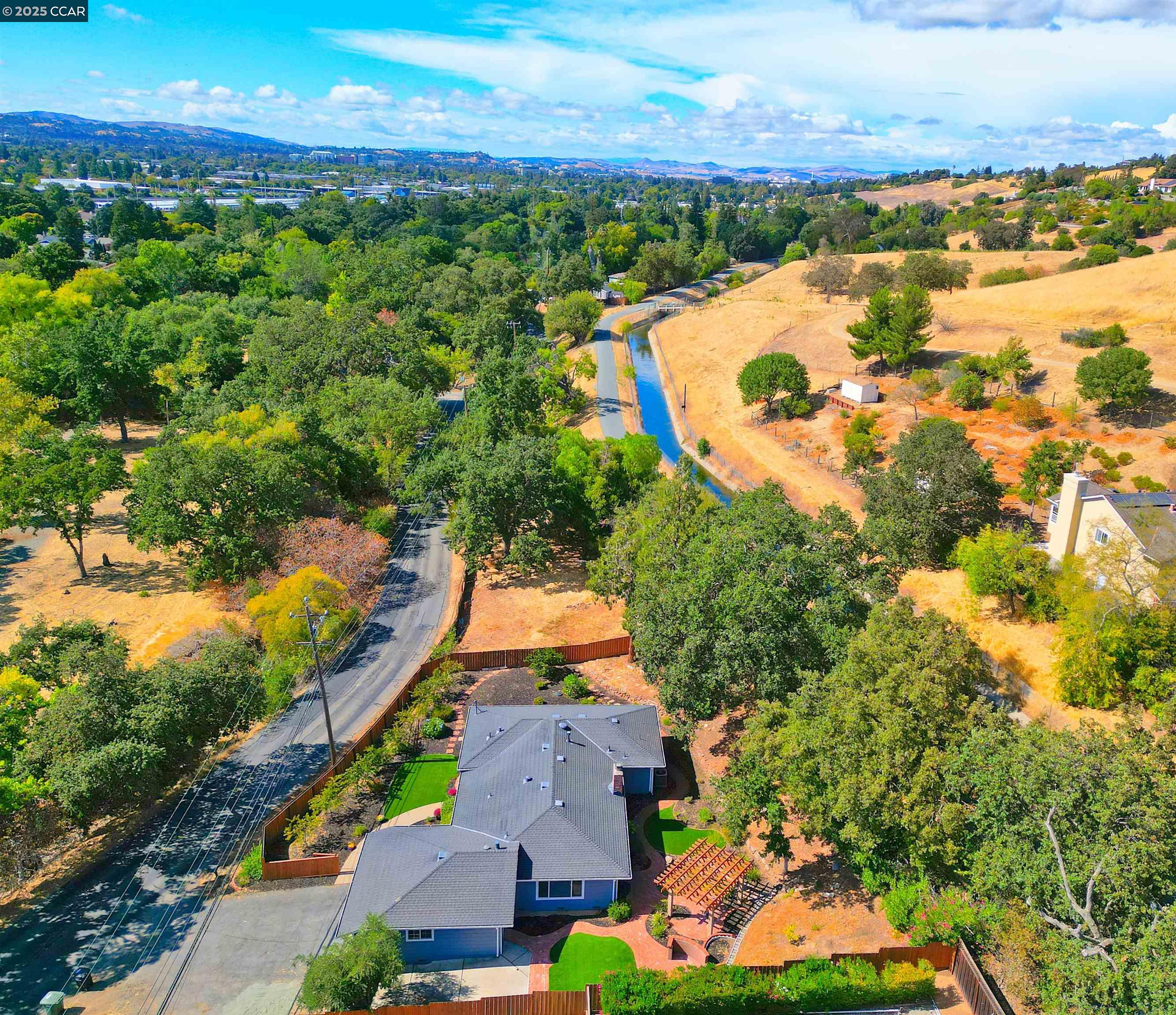 886 San Miguel Rd