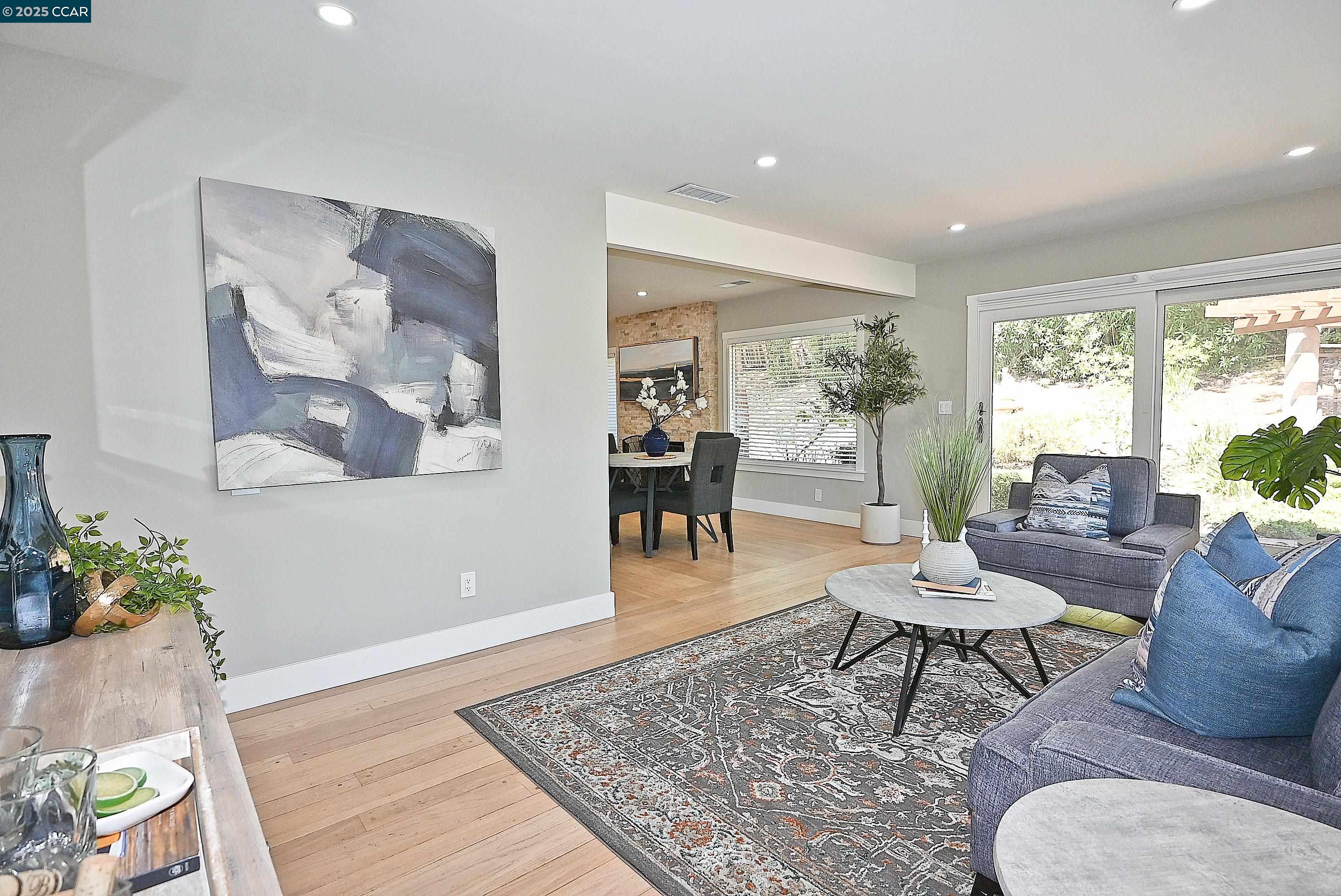 886 San Miguel Rd