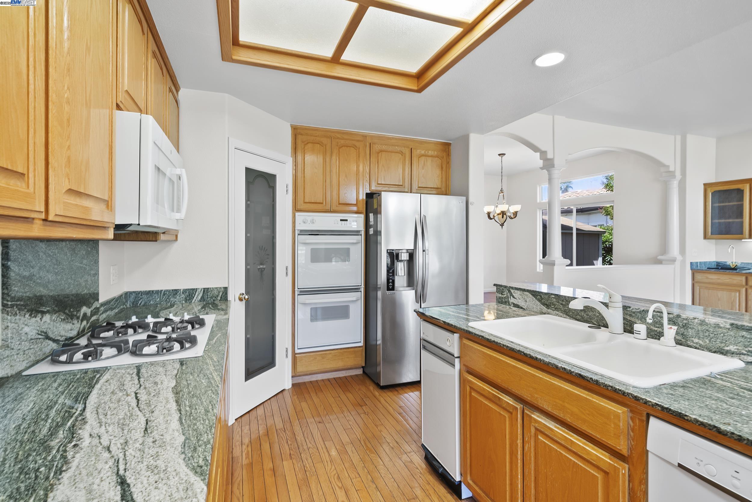 5511 Lanai Ct