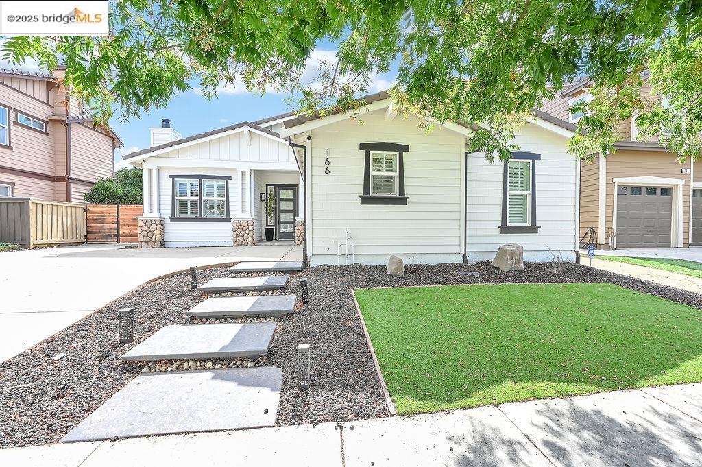 166 Trent Pl