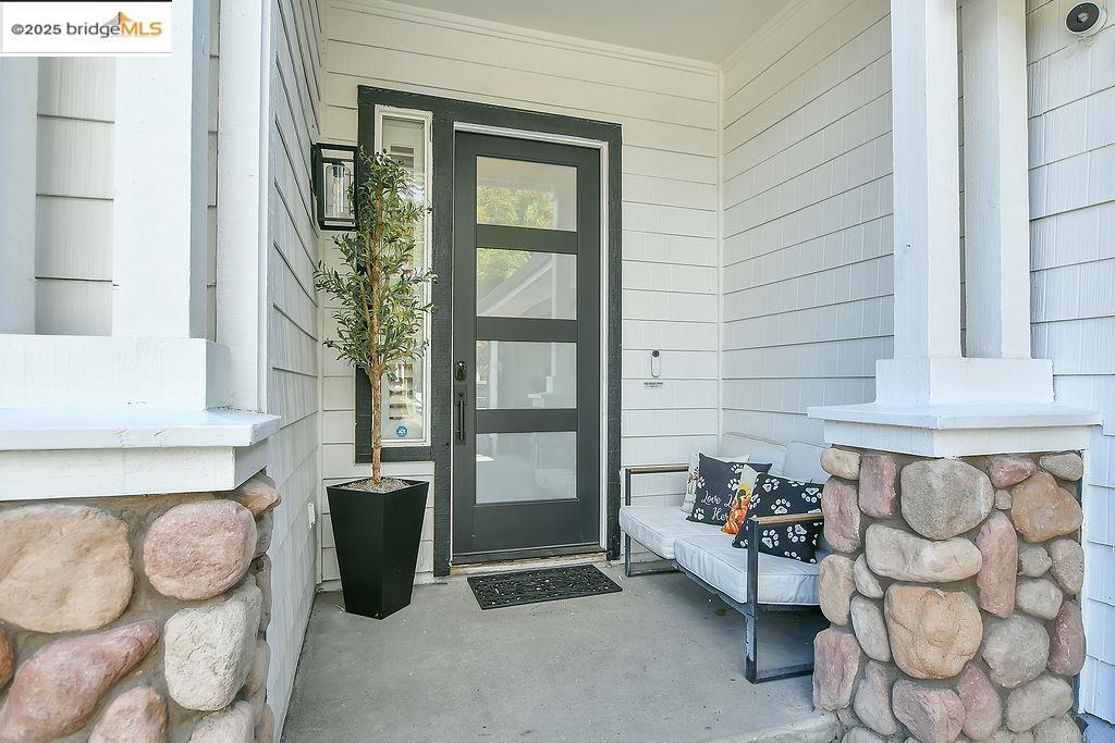 166 Trent Pl