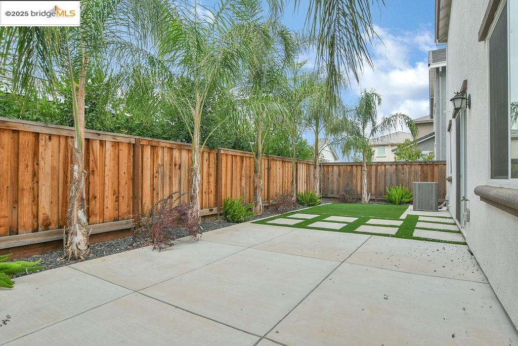 212 Brush Creek Dr