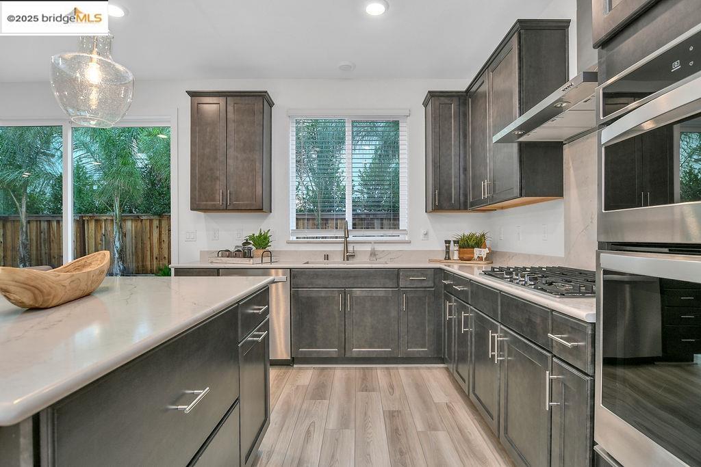 212 Brush Creek Dr