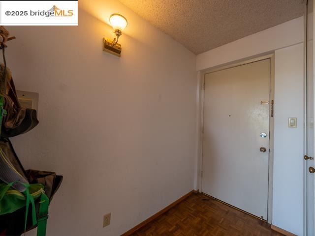 320 Lee St # 201