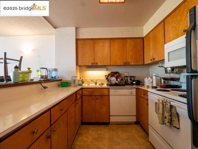 320 Lee St 201