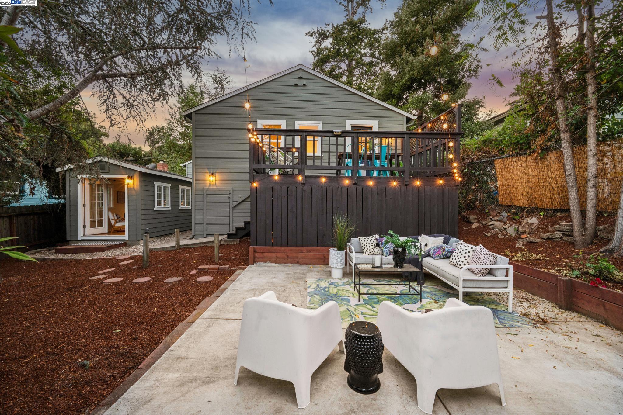 8024 GREENLY DRIVE