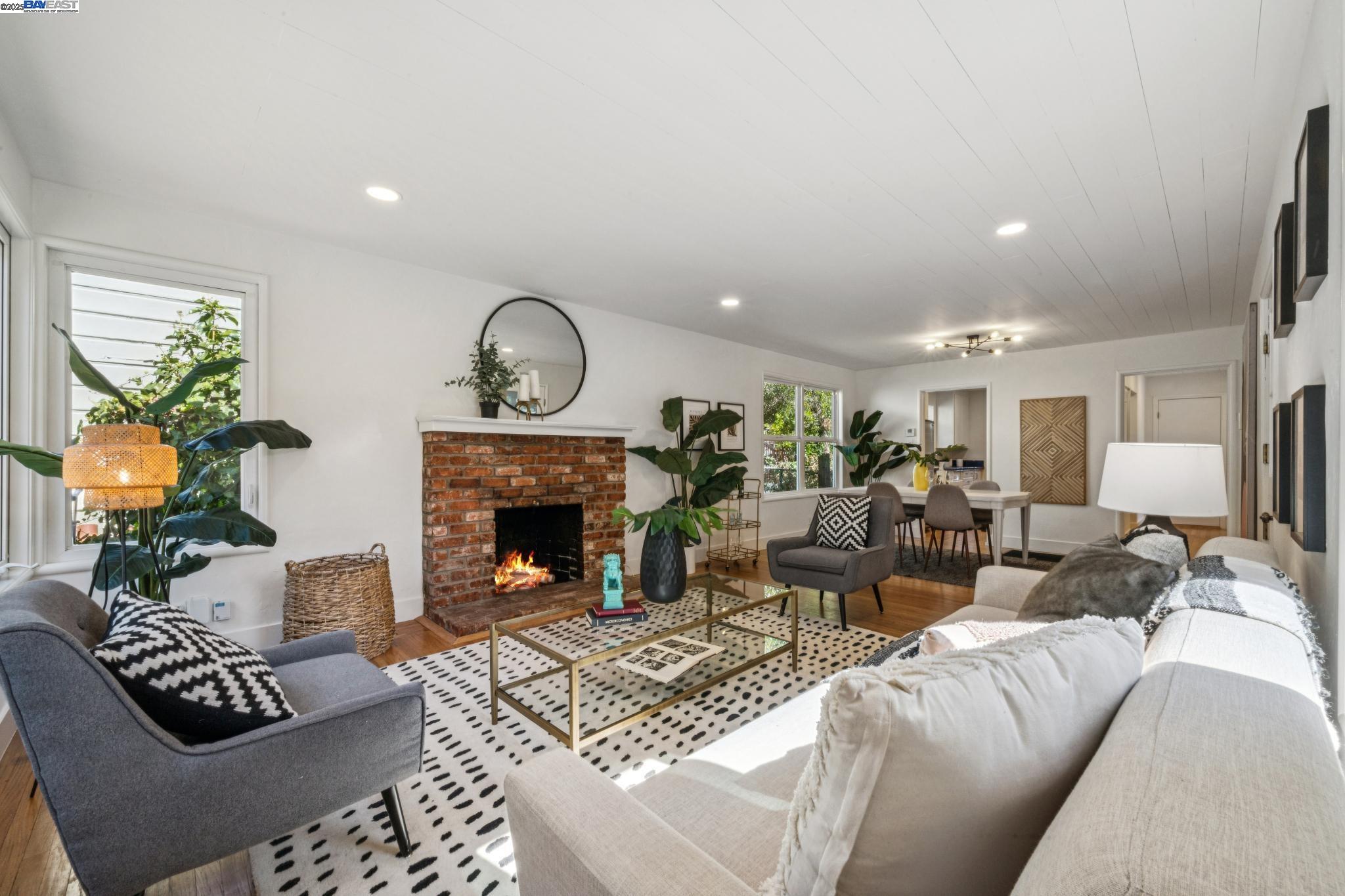 8024 GREENLY DRIVE