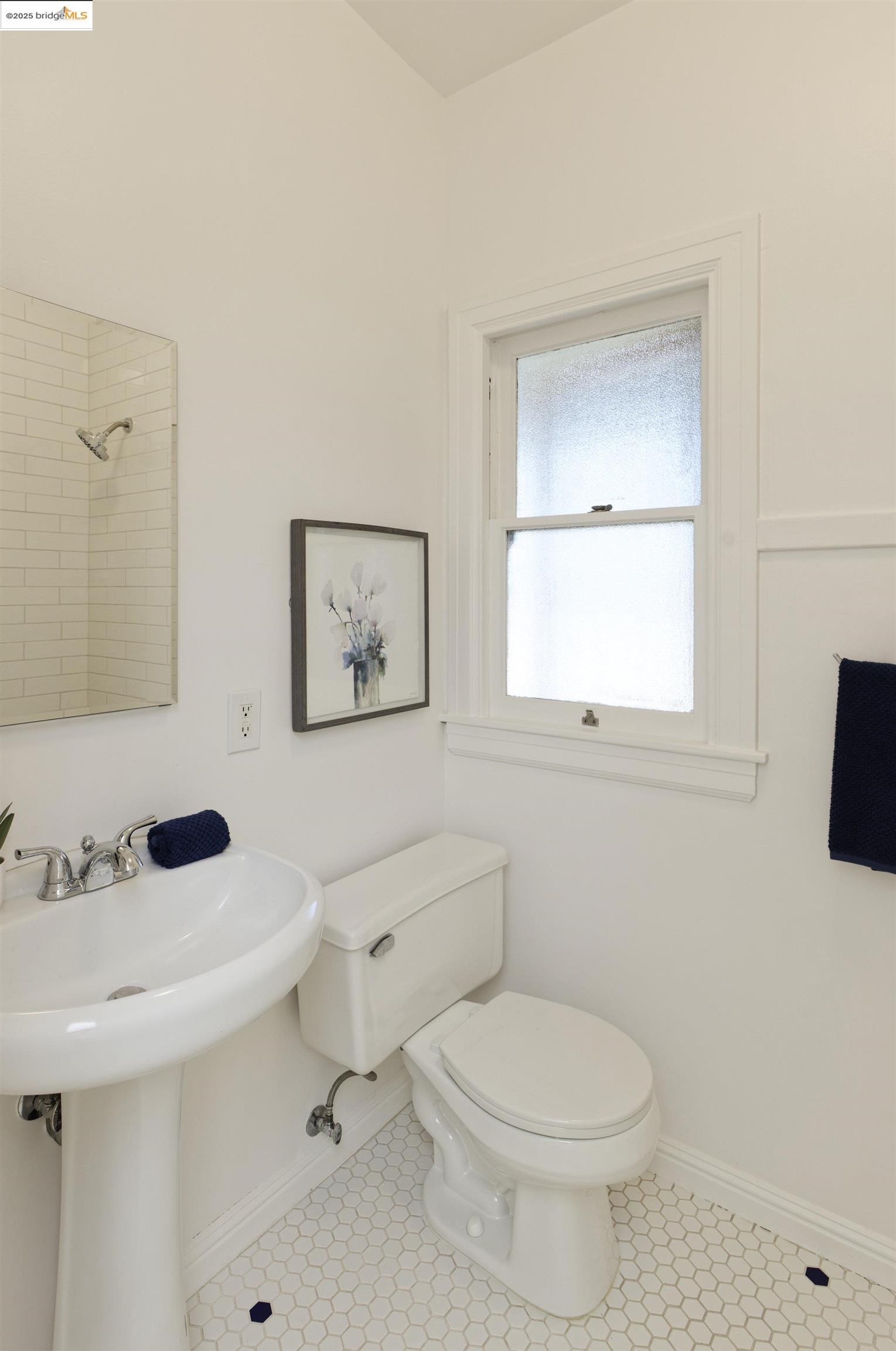 3945 Randolph Ave # 2