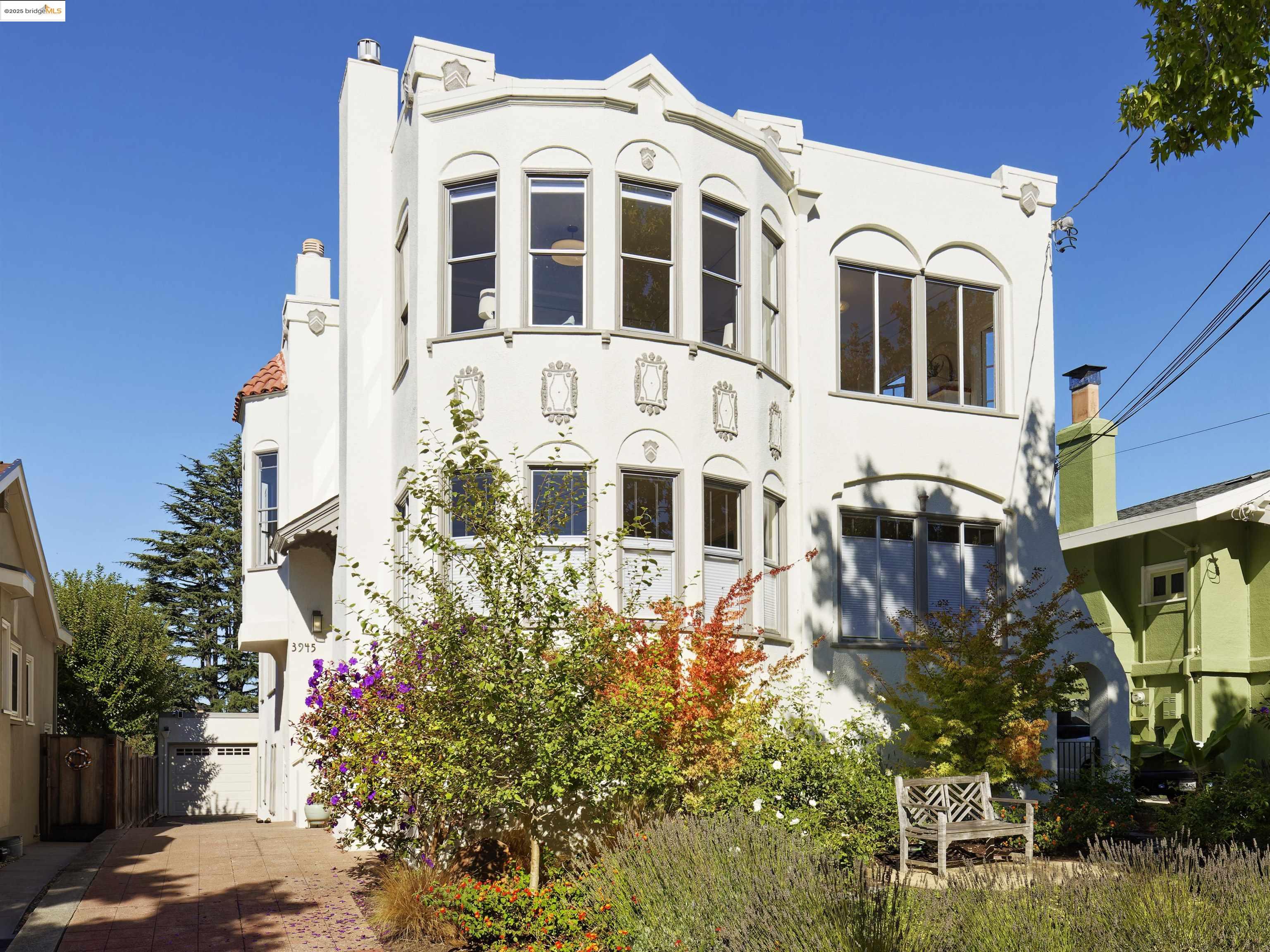 3945 Randolph Ave # 2