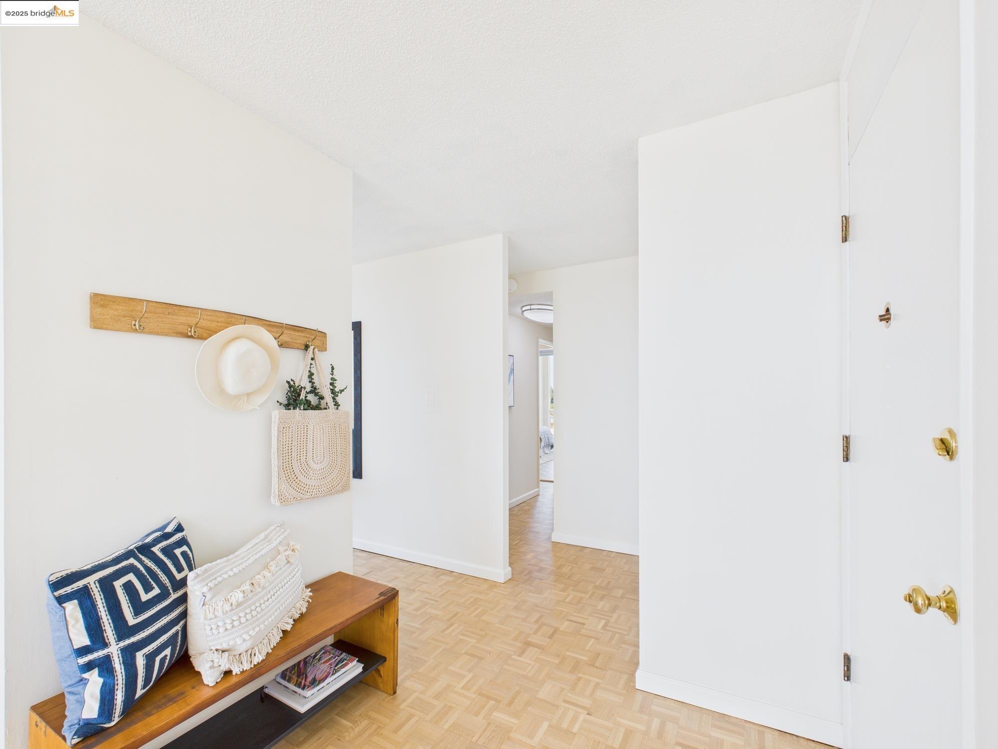 320 Lee St # 1002