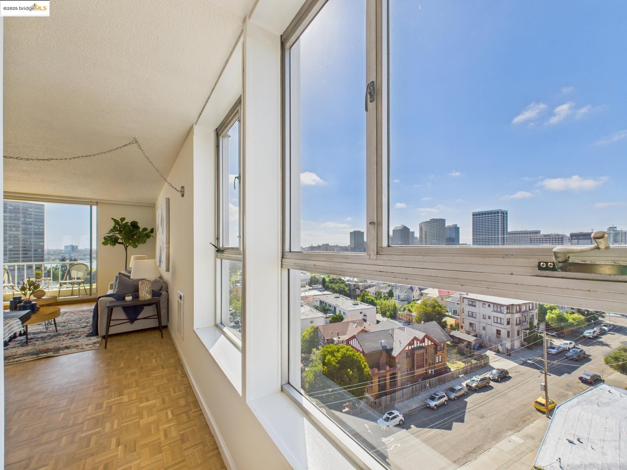 320 Lee St # 1002