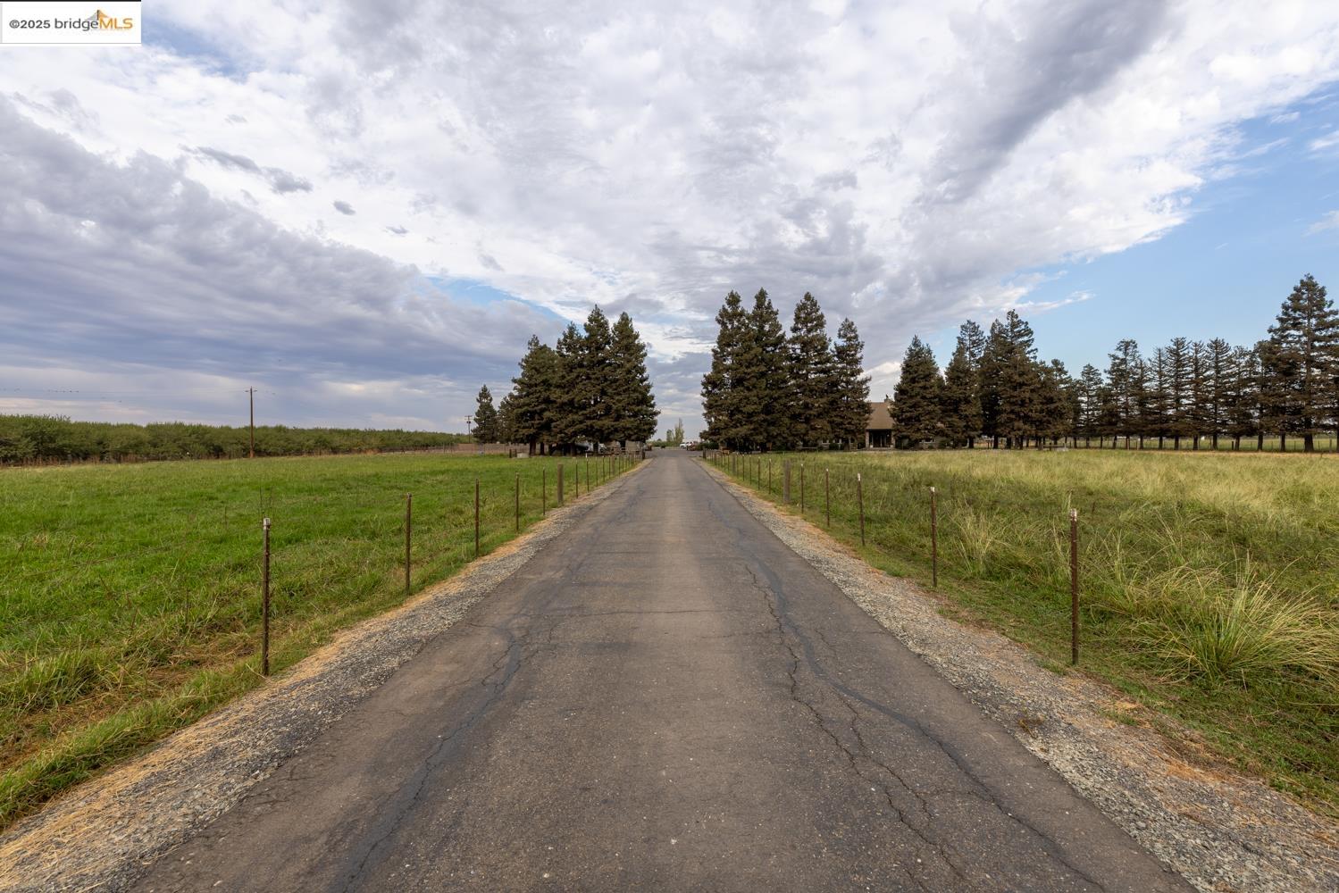 3942 Bentley Rd