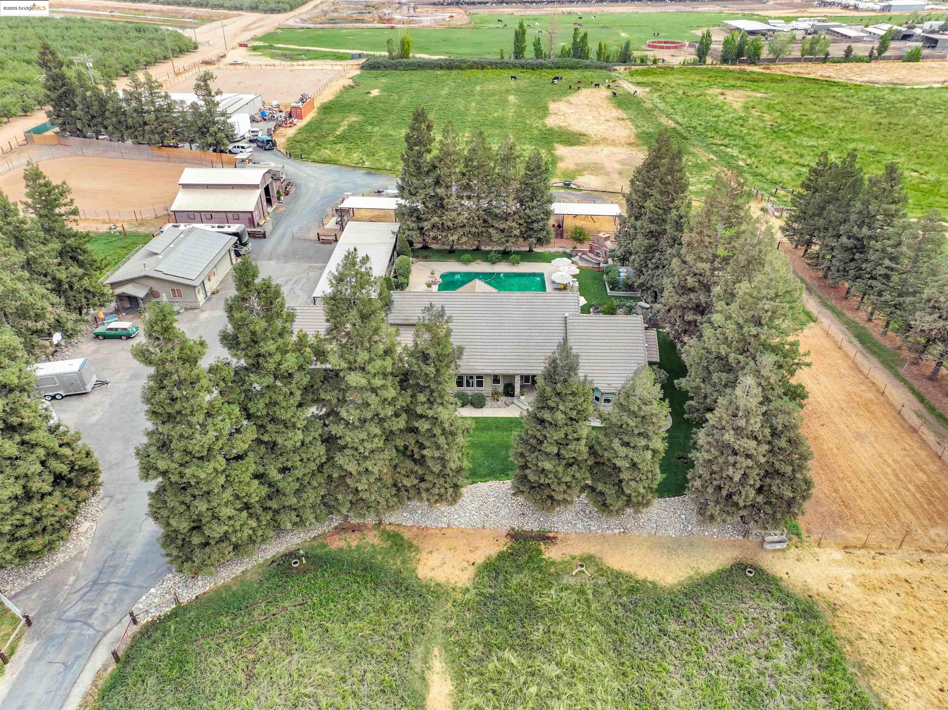 3942 Bentley Rd
