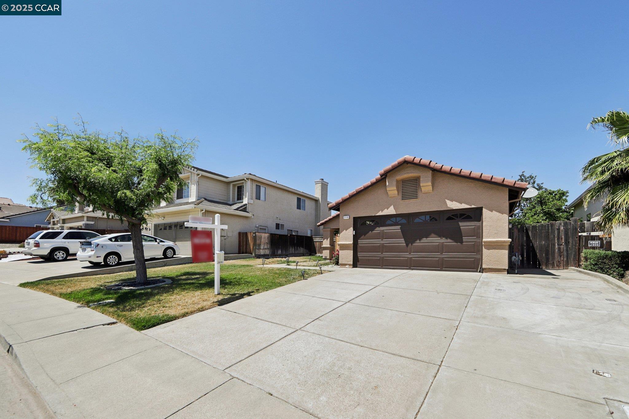 2118 Connie Ln
