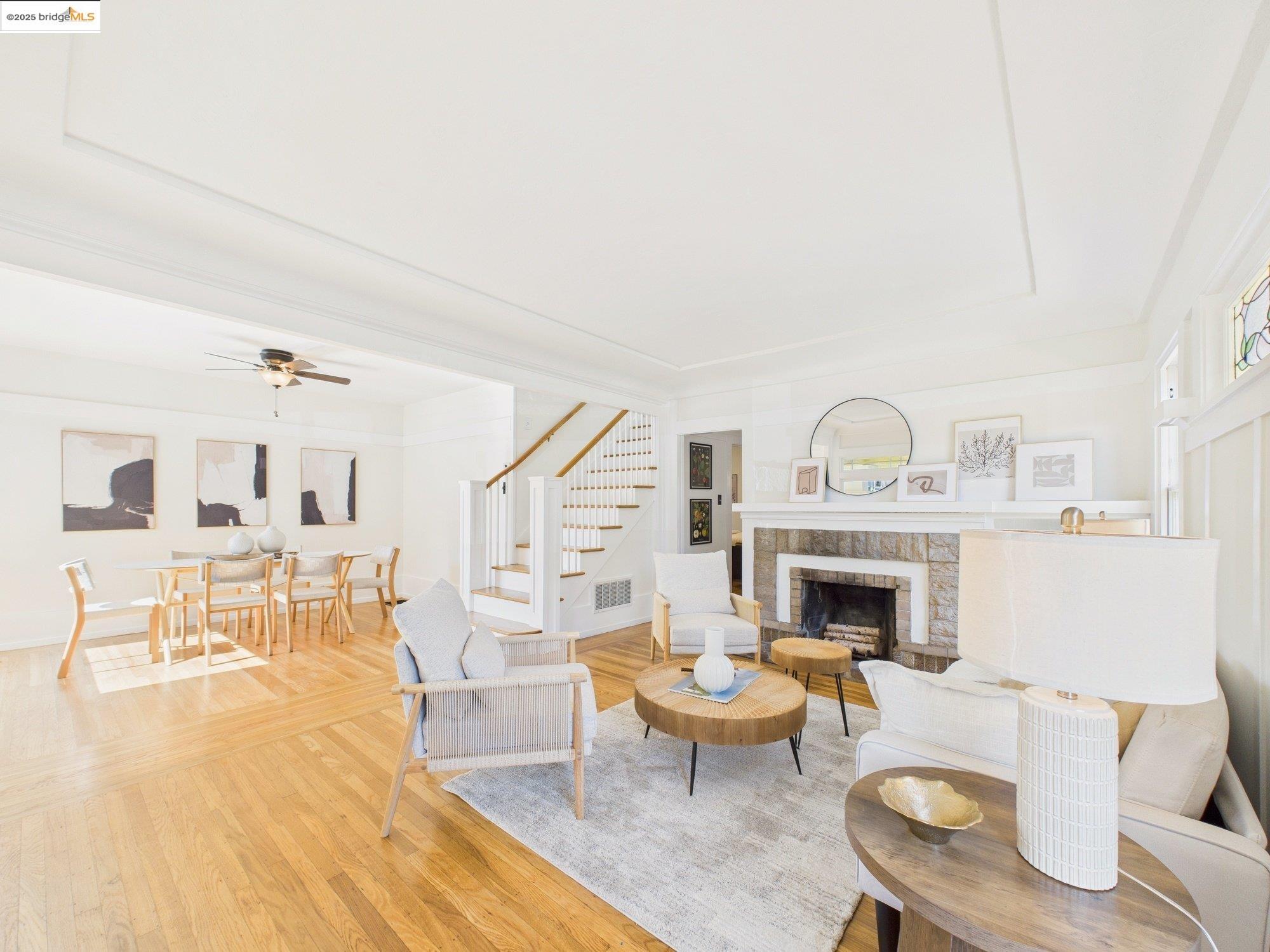 1017 Lincoln Ave