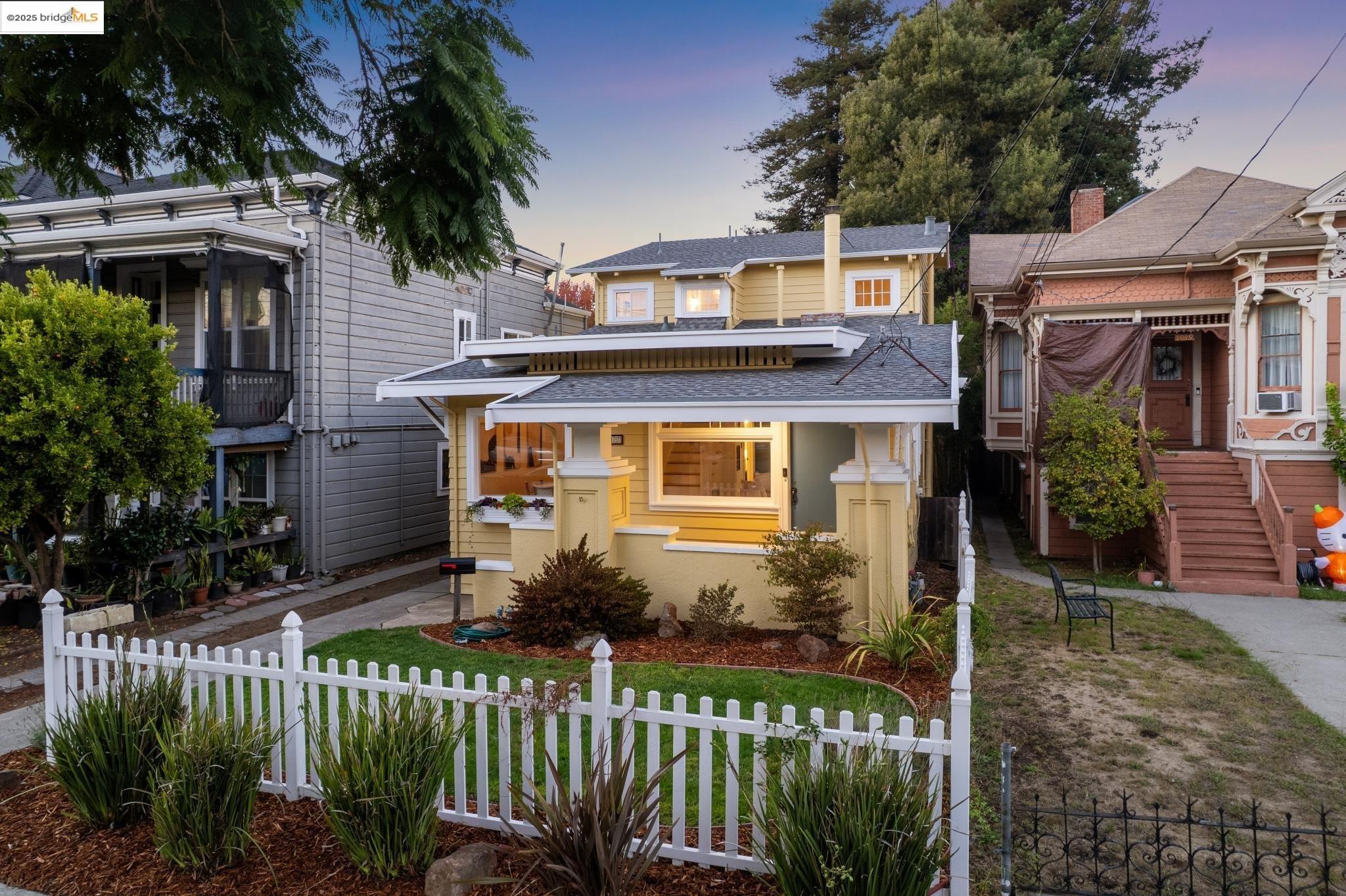1017 Lincoln Ave
