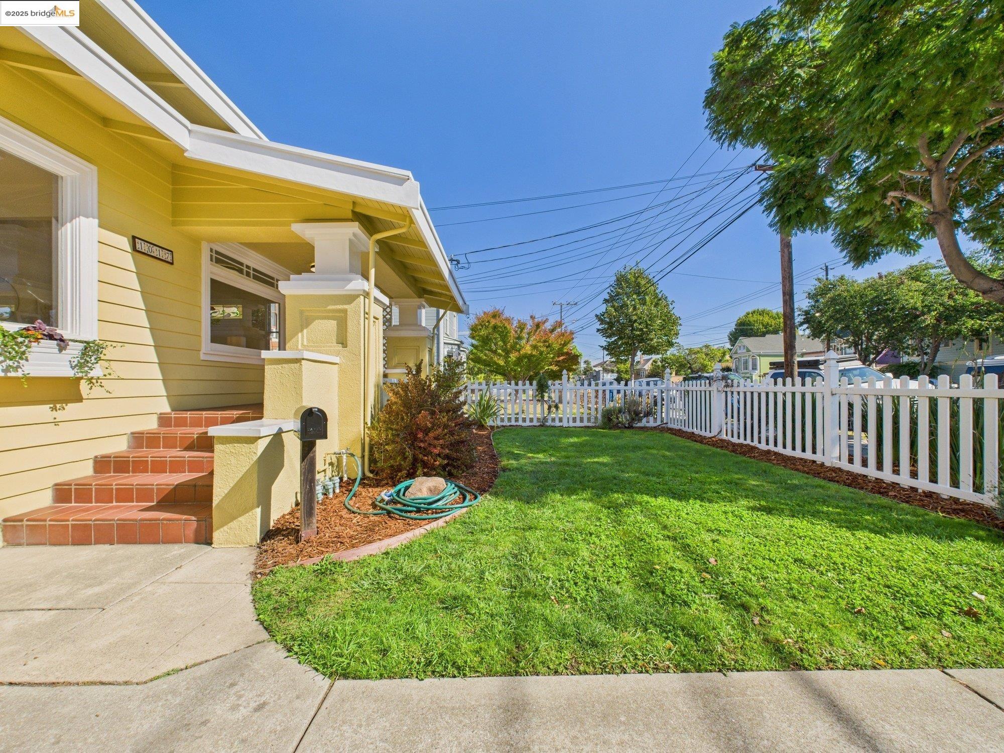 1017 Lincoln Ave