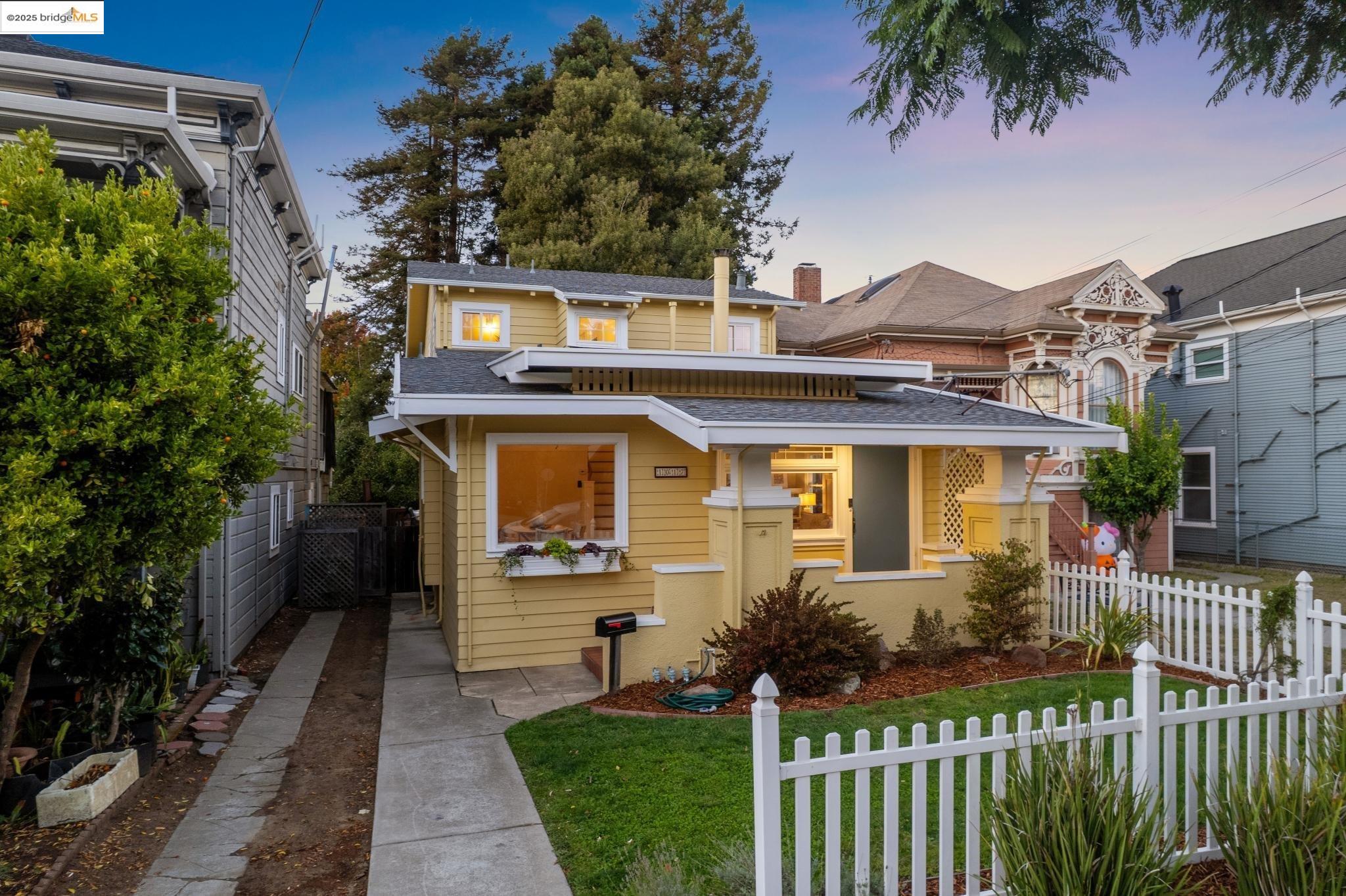 1017 Lincoln Ave