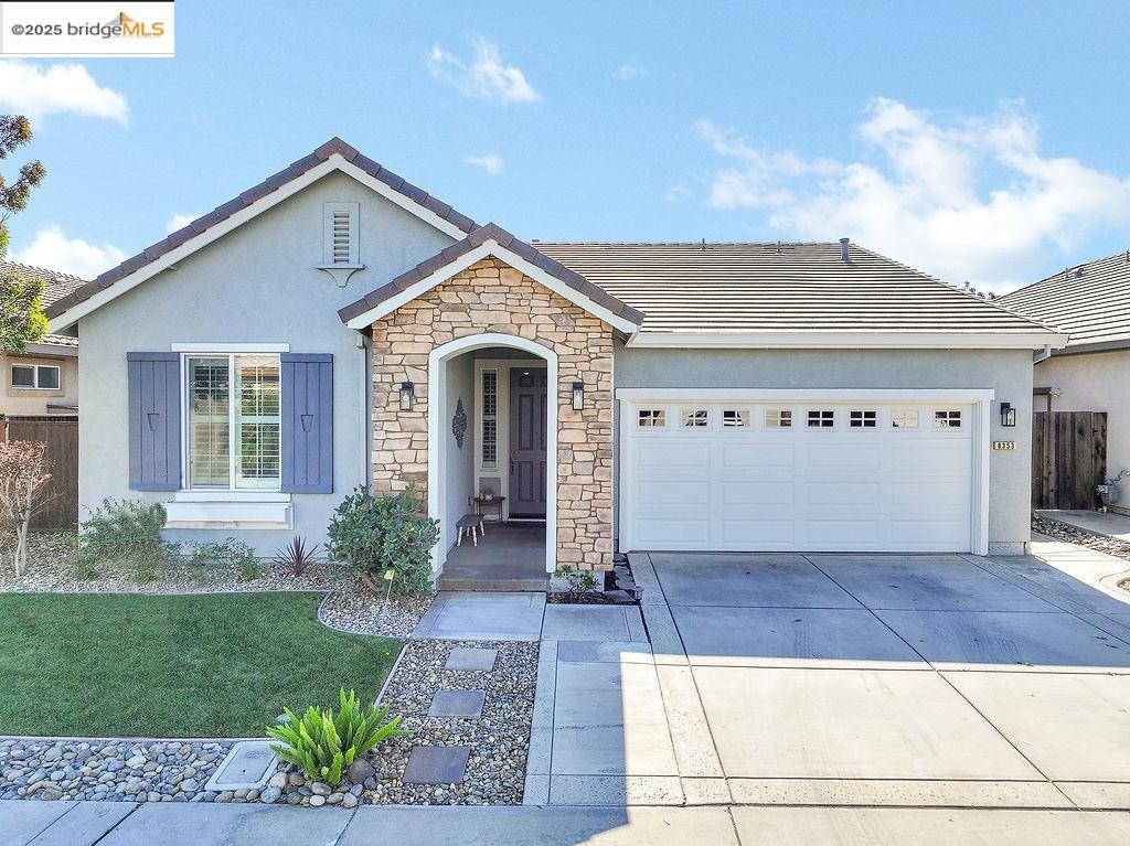 8353 Brookhaven Cir