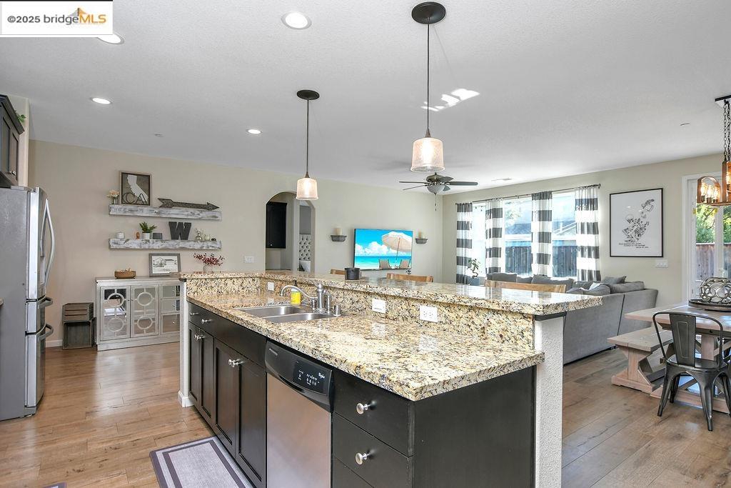 8353 Brookhaven Cir