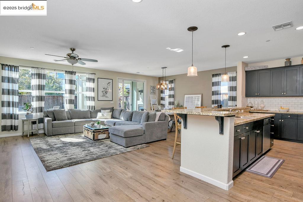 8353 Brookhaven Cir
