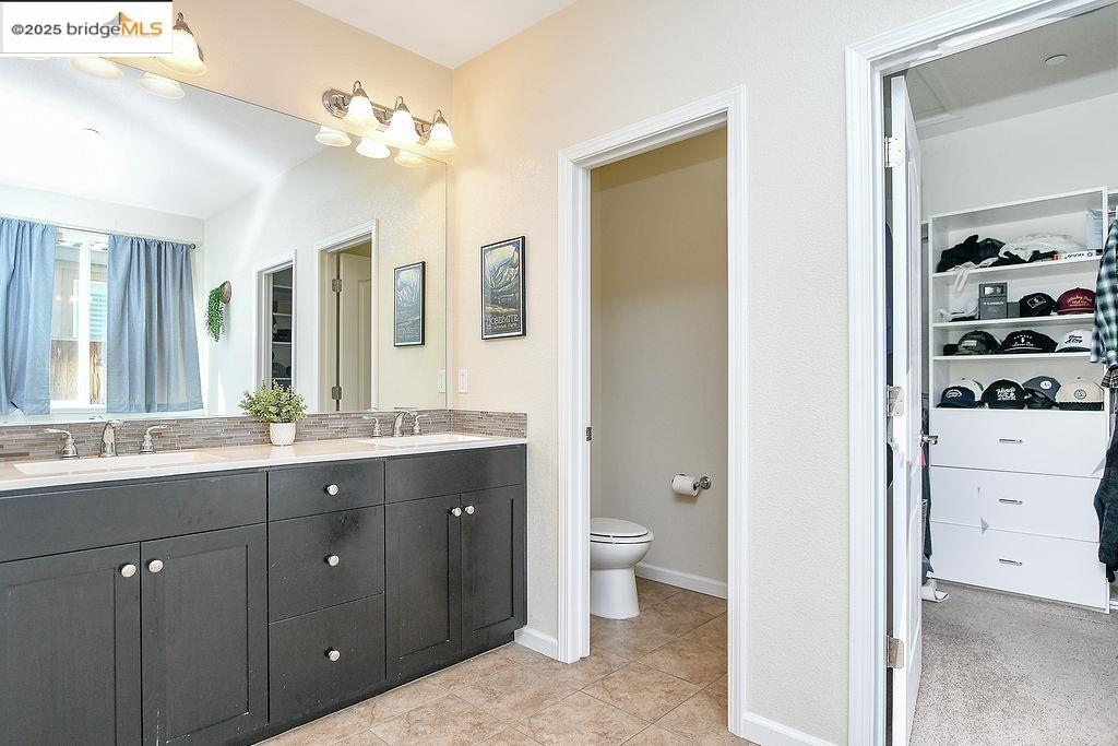 8353 Brookhaven Cir