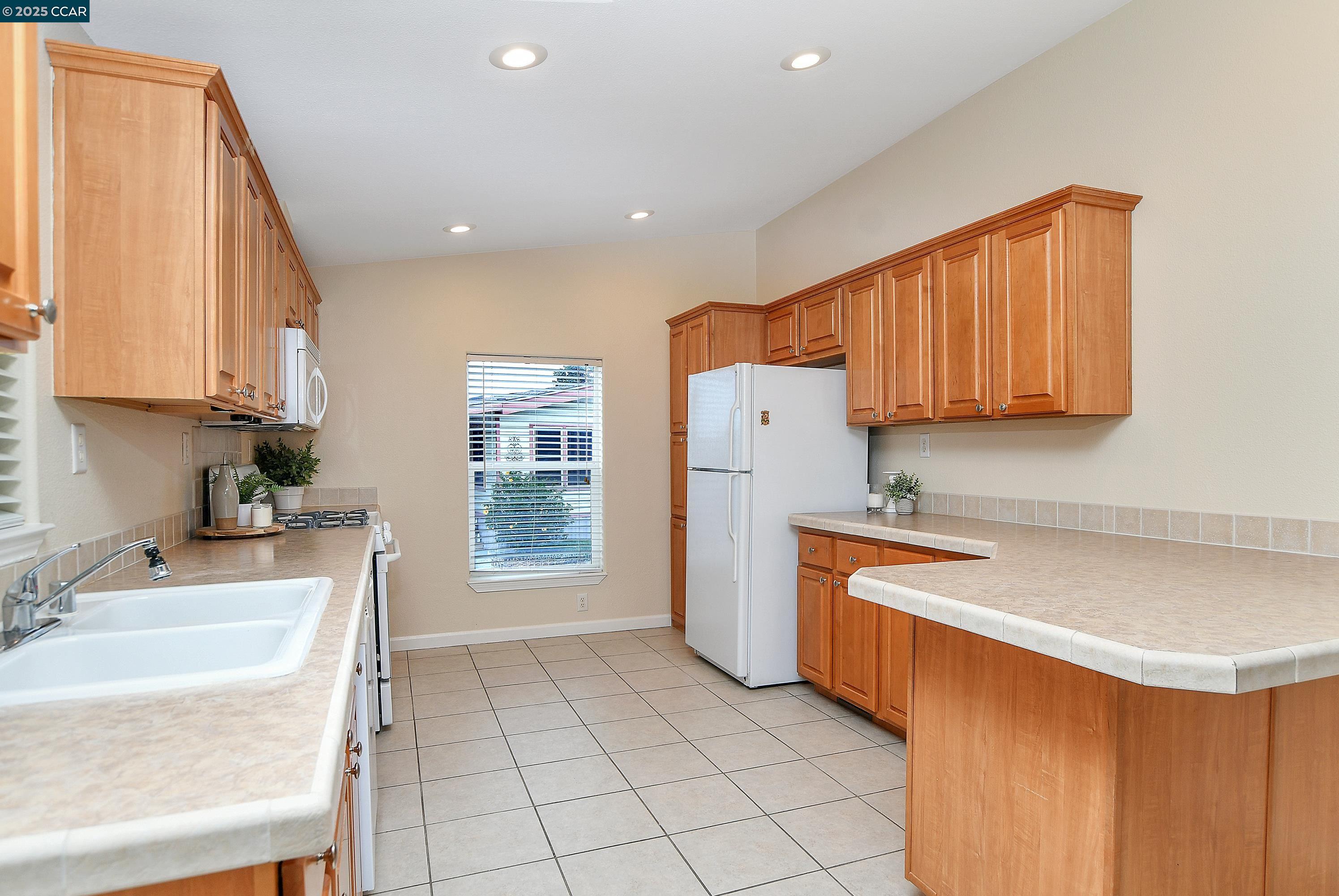 4603 Balfour Rd # 11