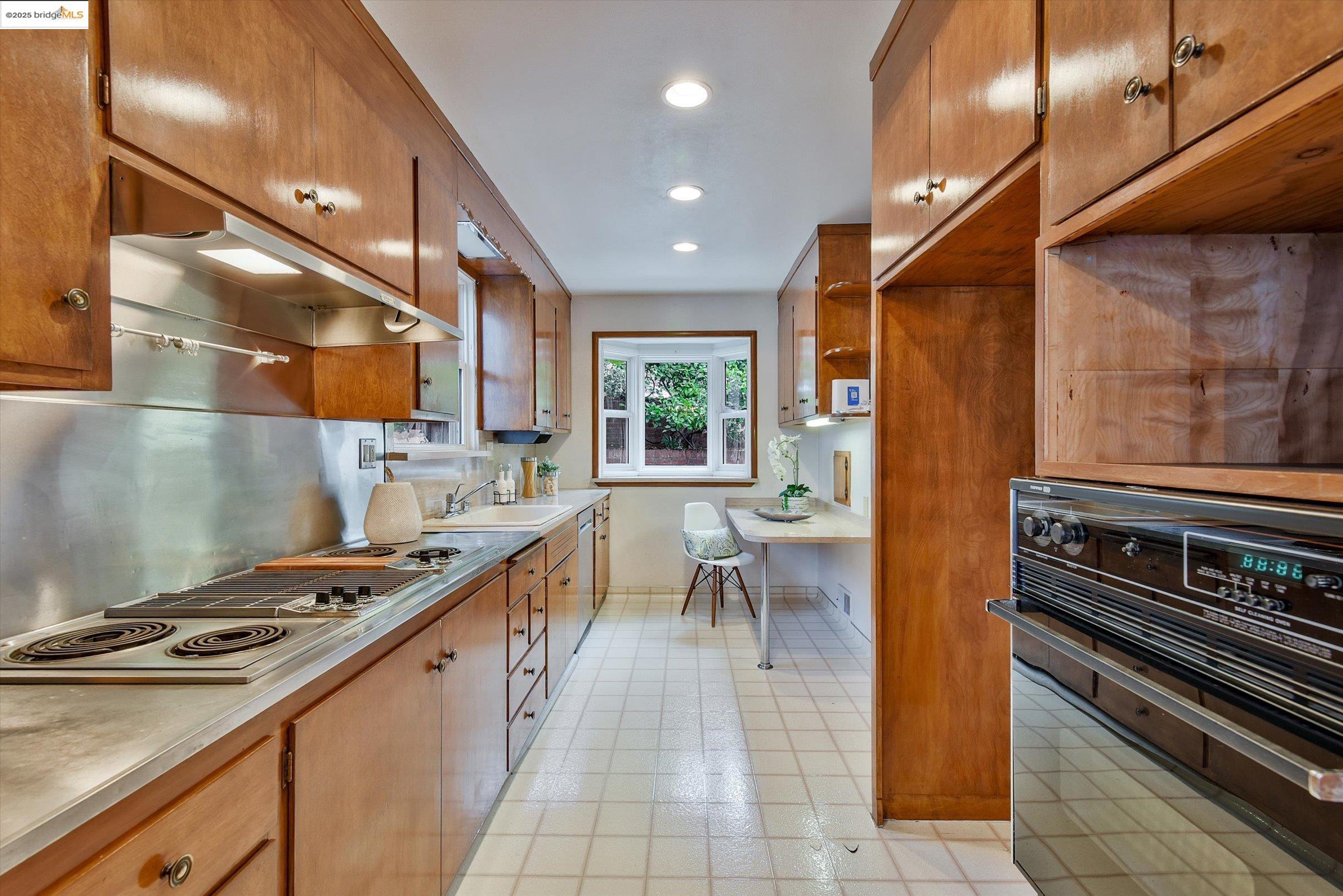 3611 Virden Ave