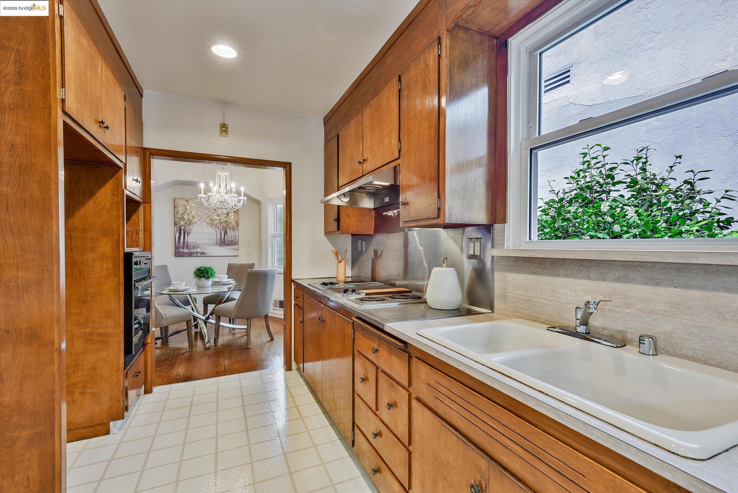 3611 Virden Ave