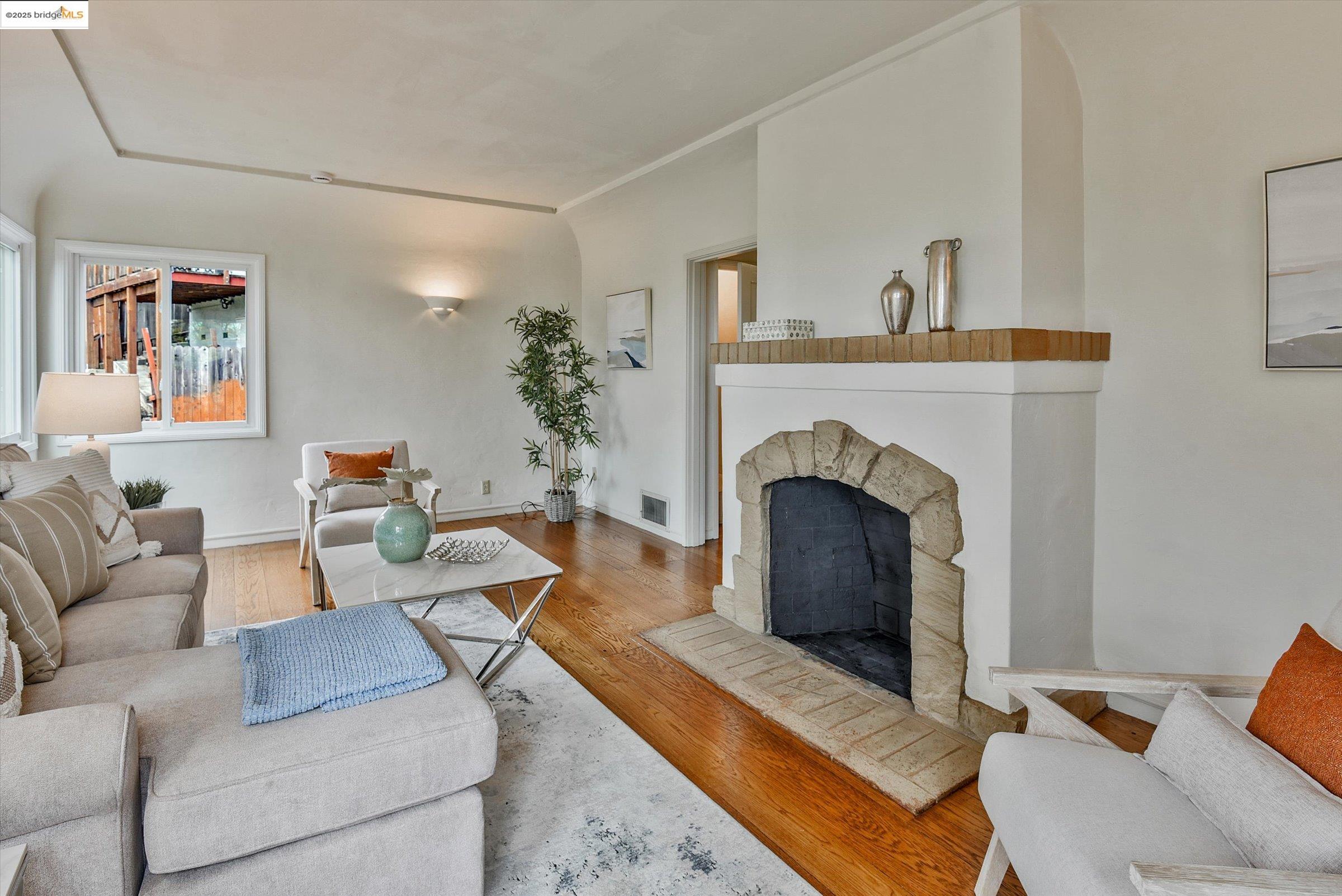 3611 Virden Ave