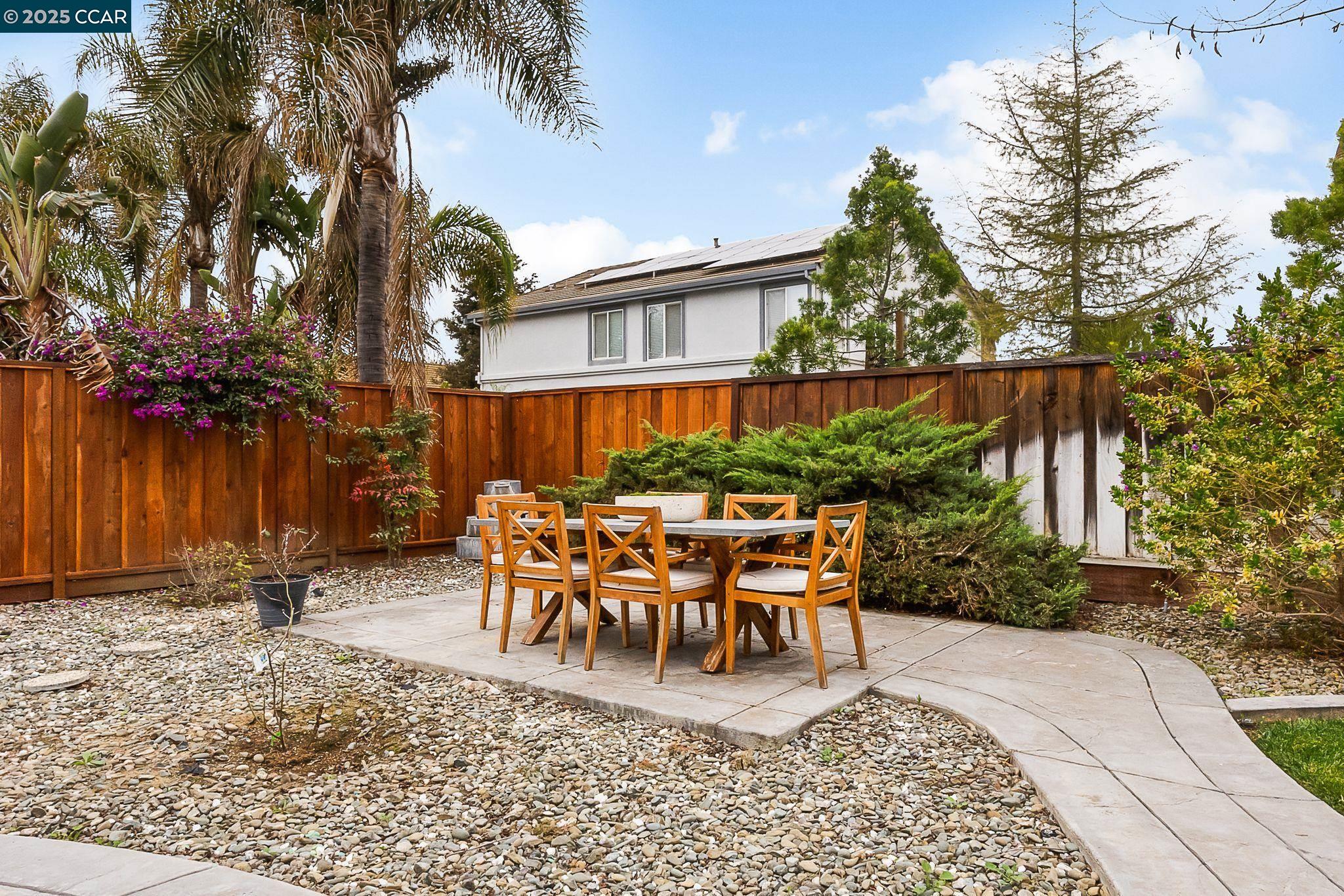 117 Cardinal Ln