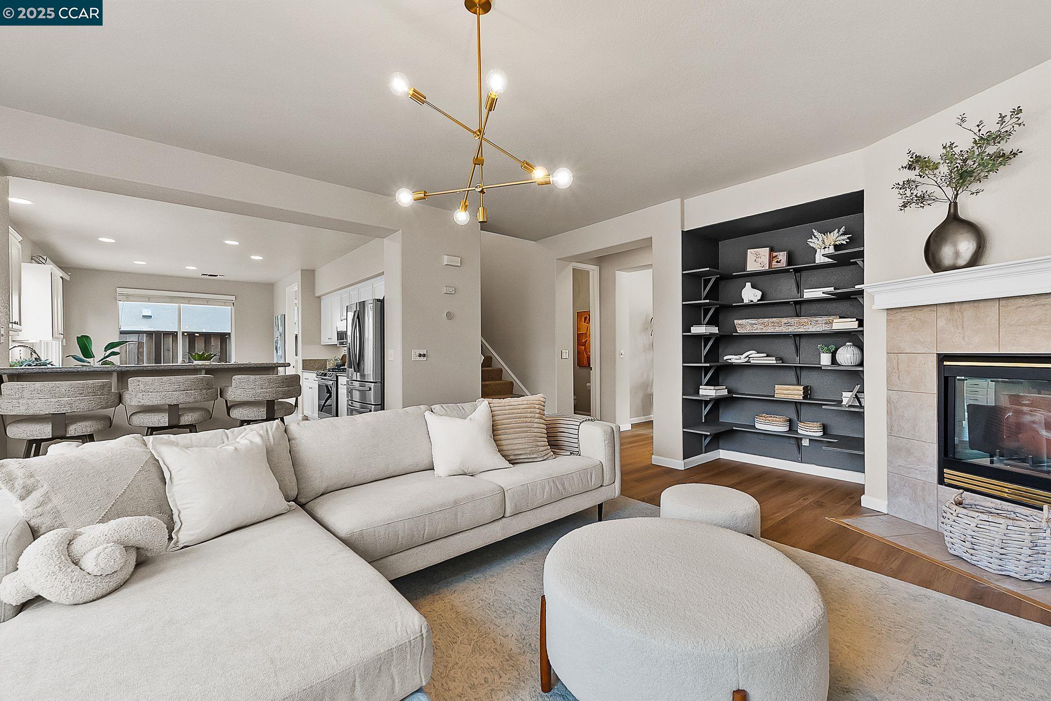 117 Cardinal Ln