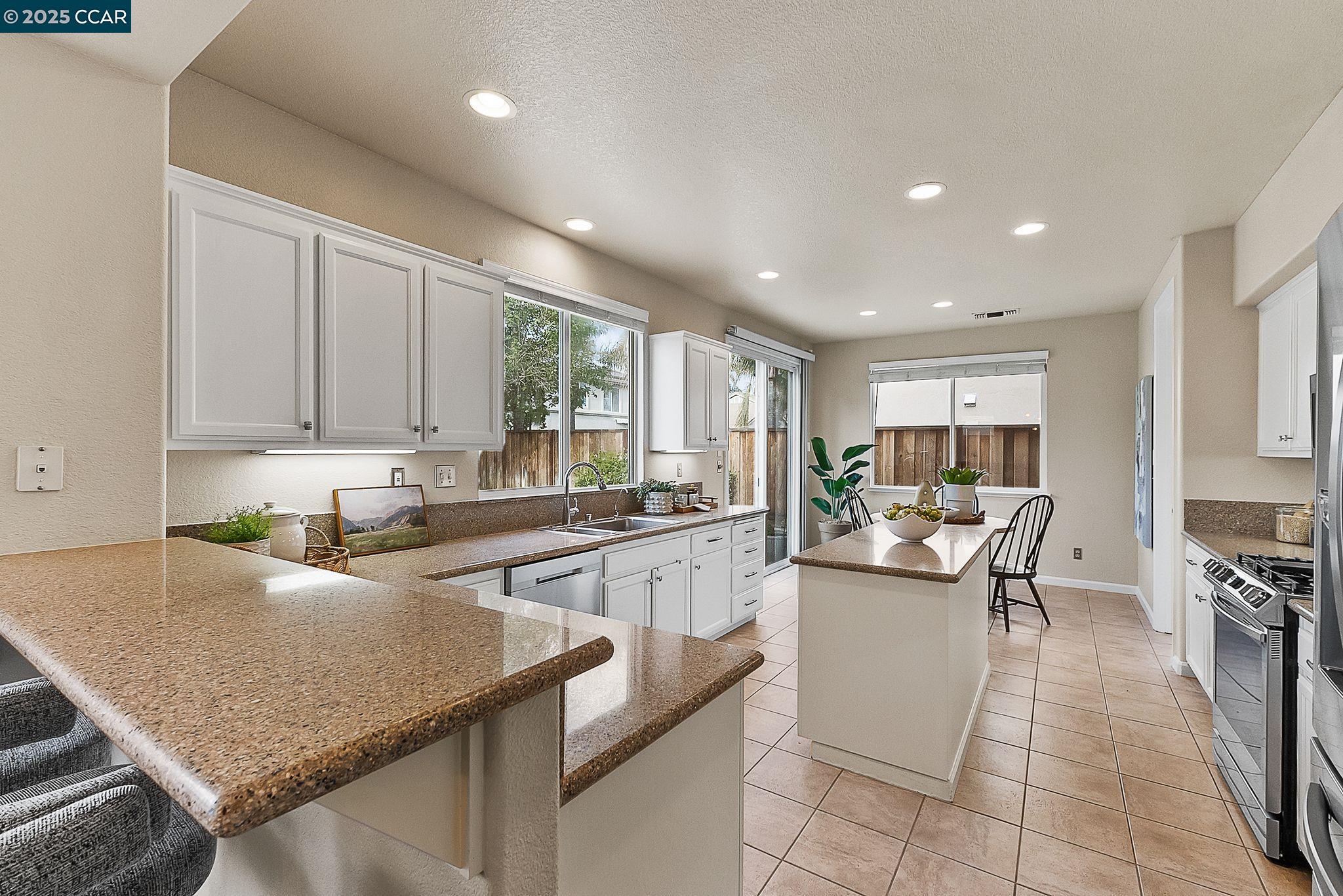 117 Cardinal Ln