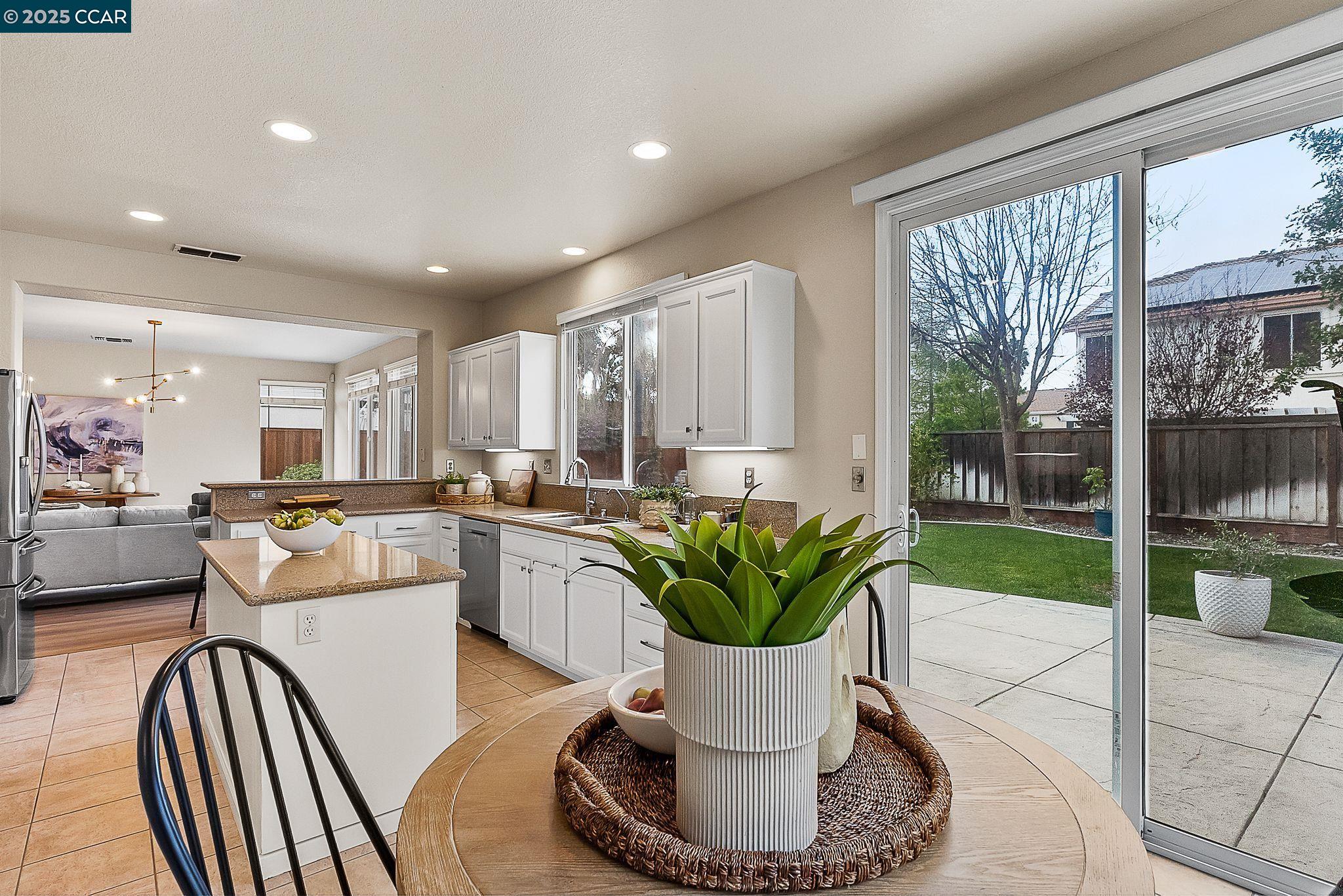 117 Cardinal Ln