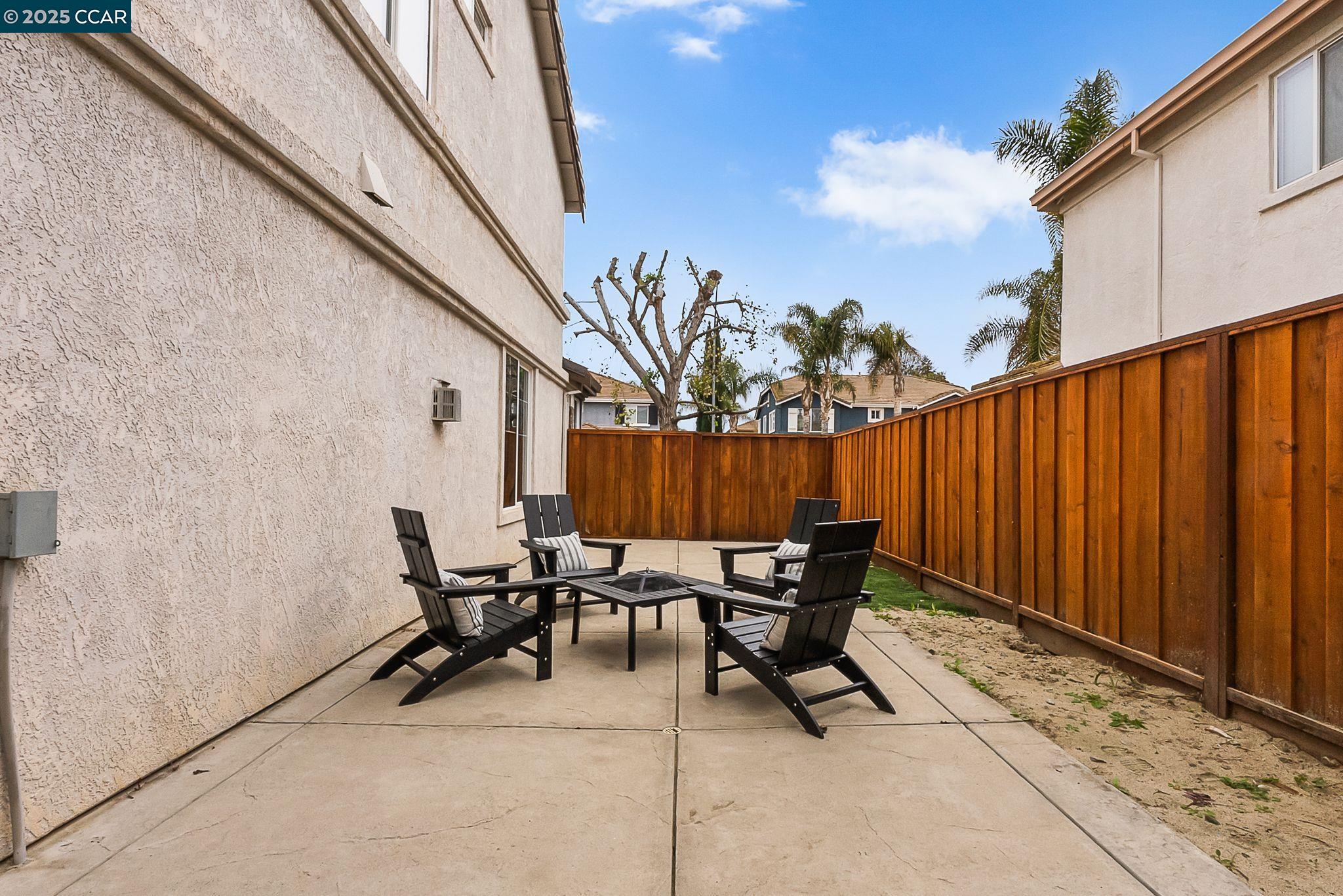 117 Cardinal Ln