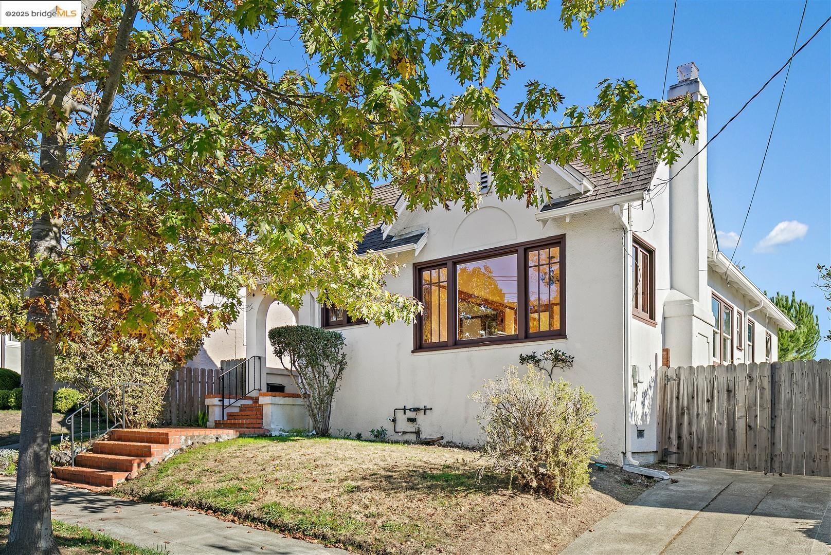 1866 Tacoma Ave