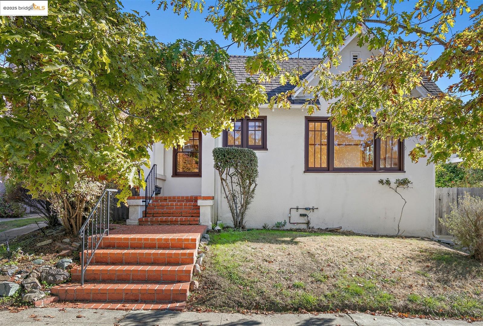 1866 Tacoma Ave
