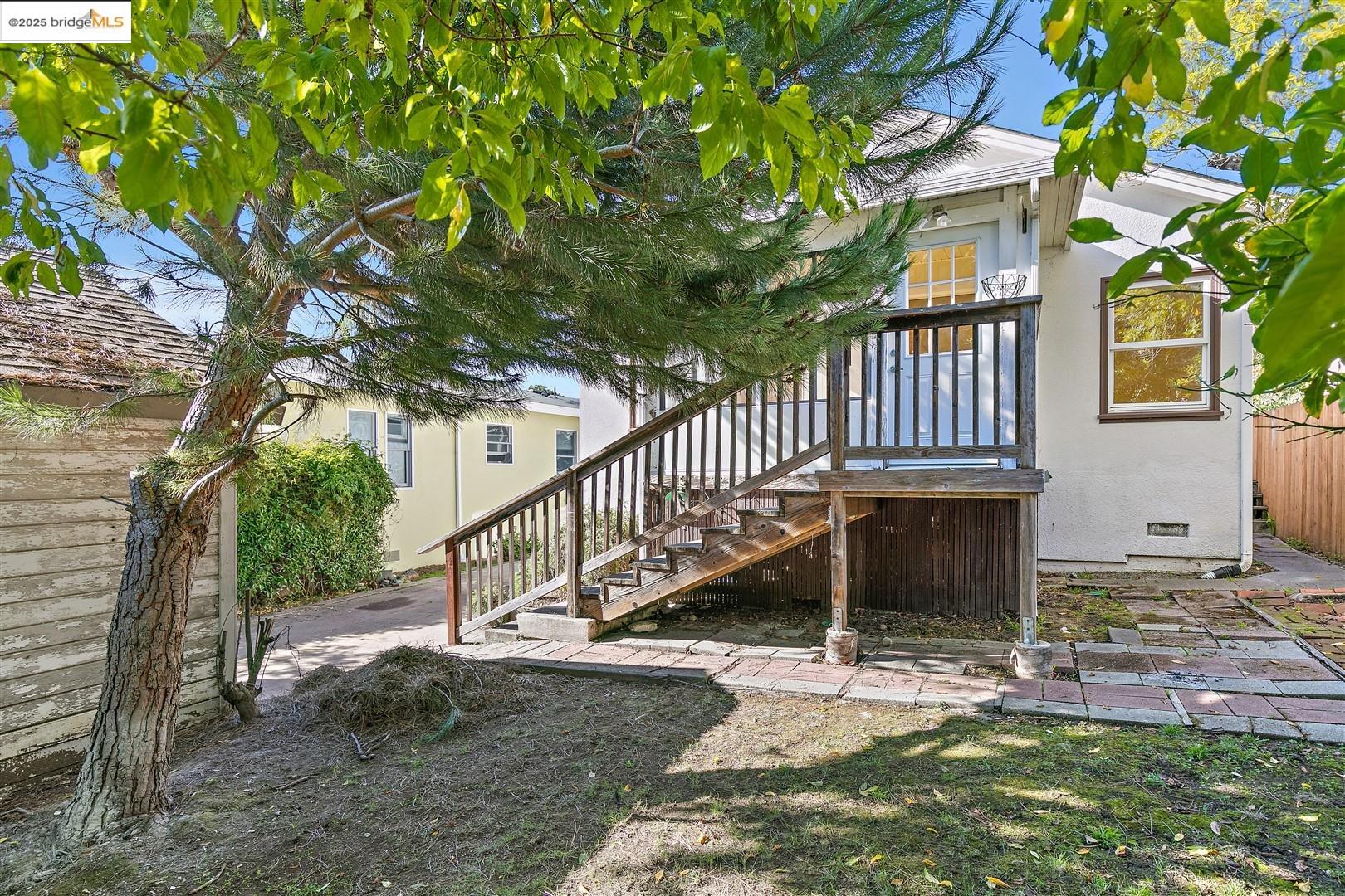 1866 Tacoma Ave