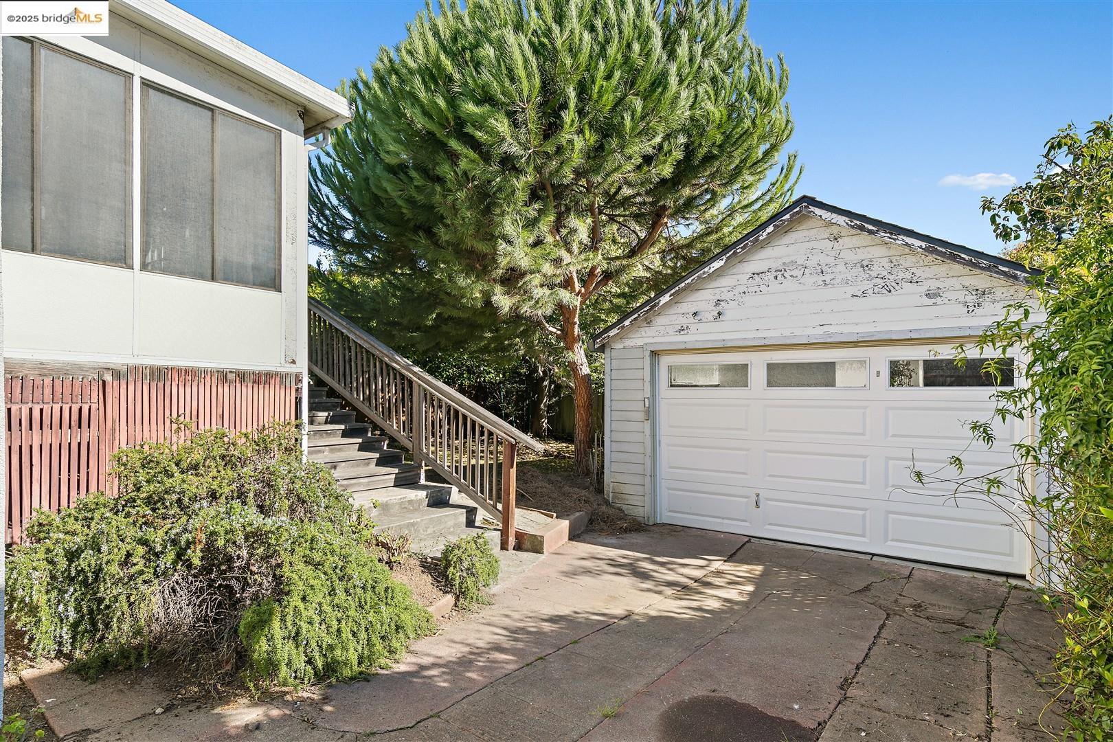 1866 Tacoma Ave
