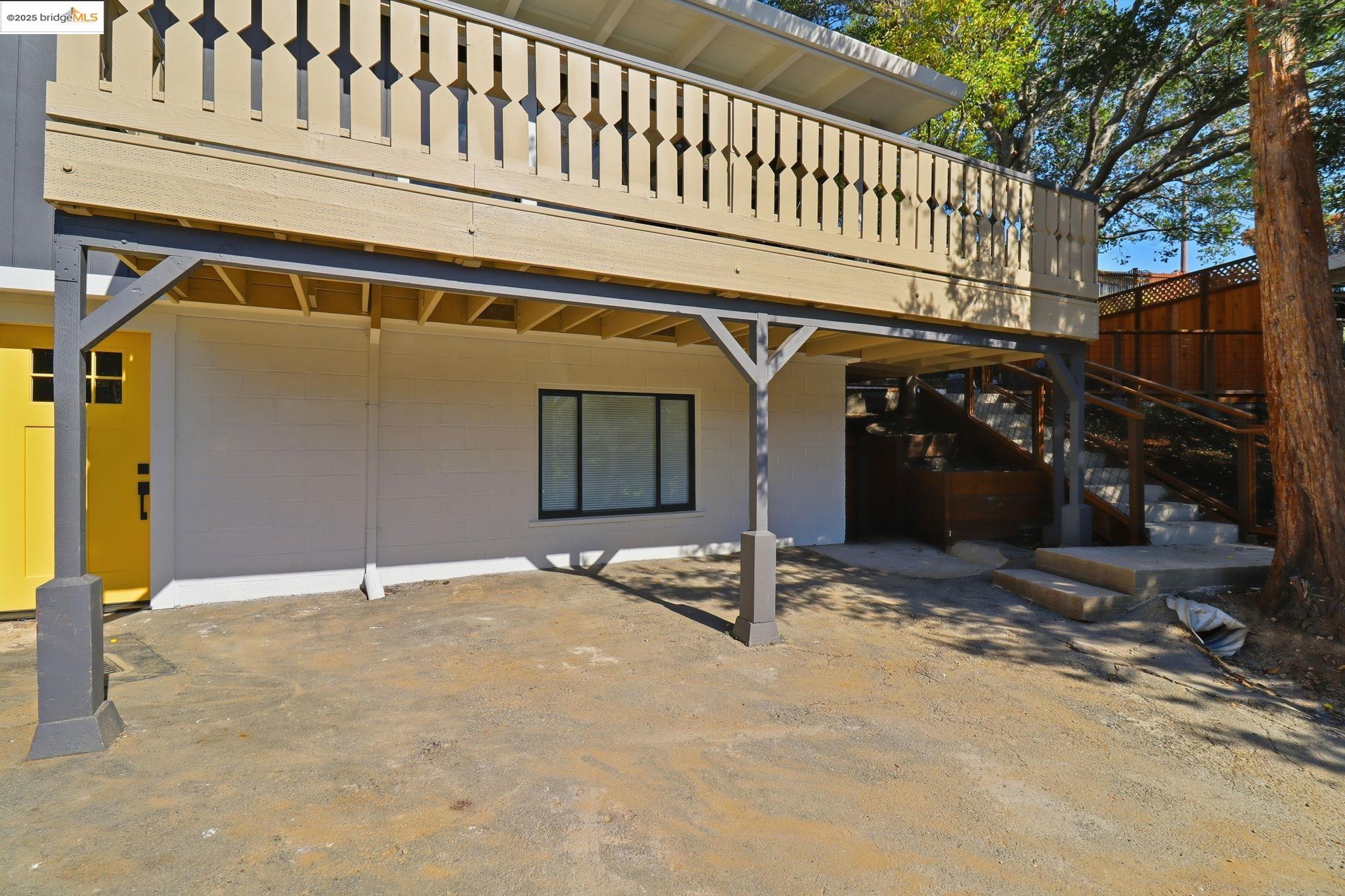 2 Hillcrest Ct