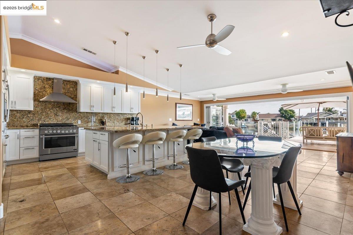 231 Discovery Bay Blvd