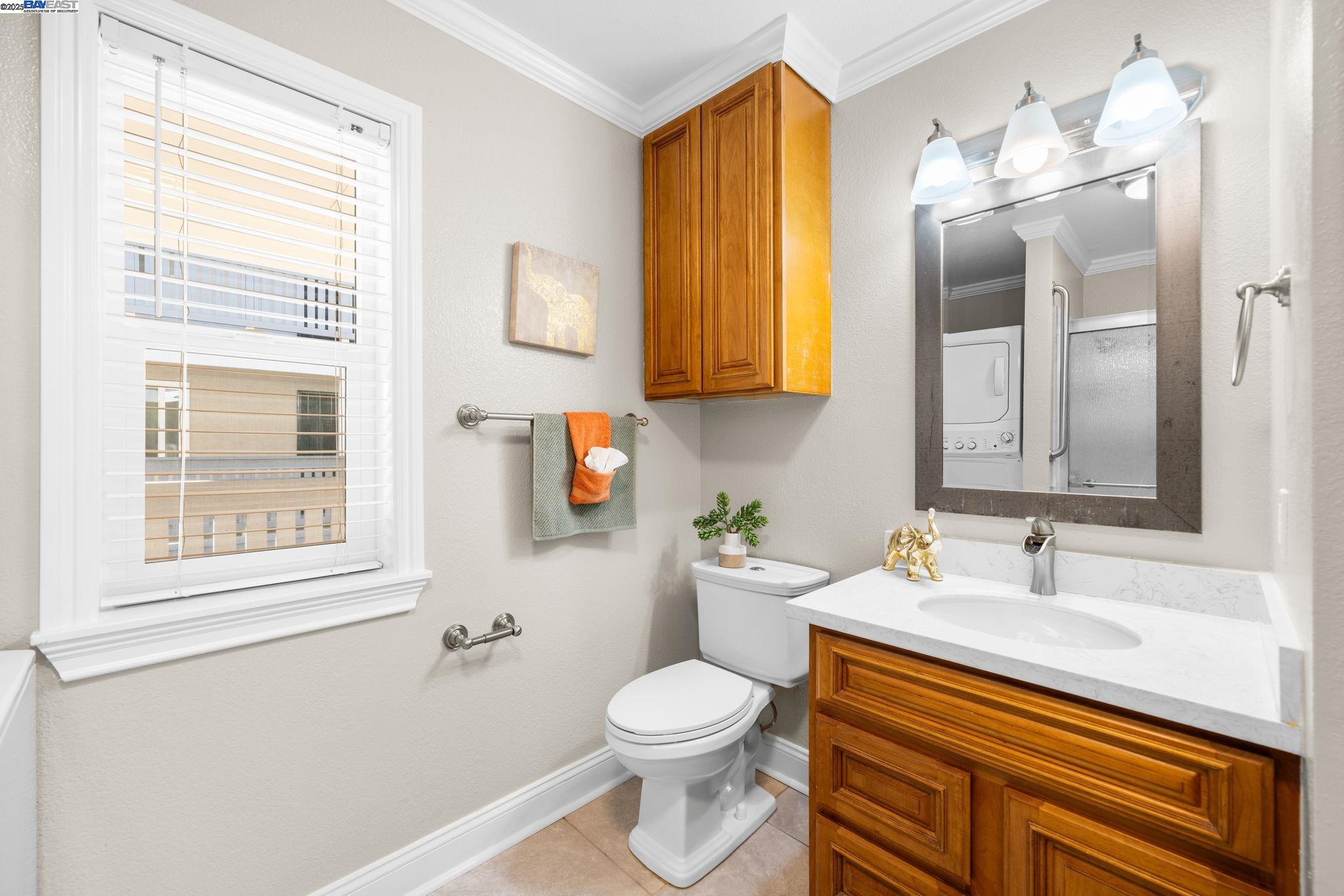 3841 Vineyard Ave. # B Unit: 18 / B