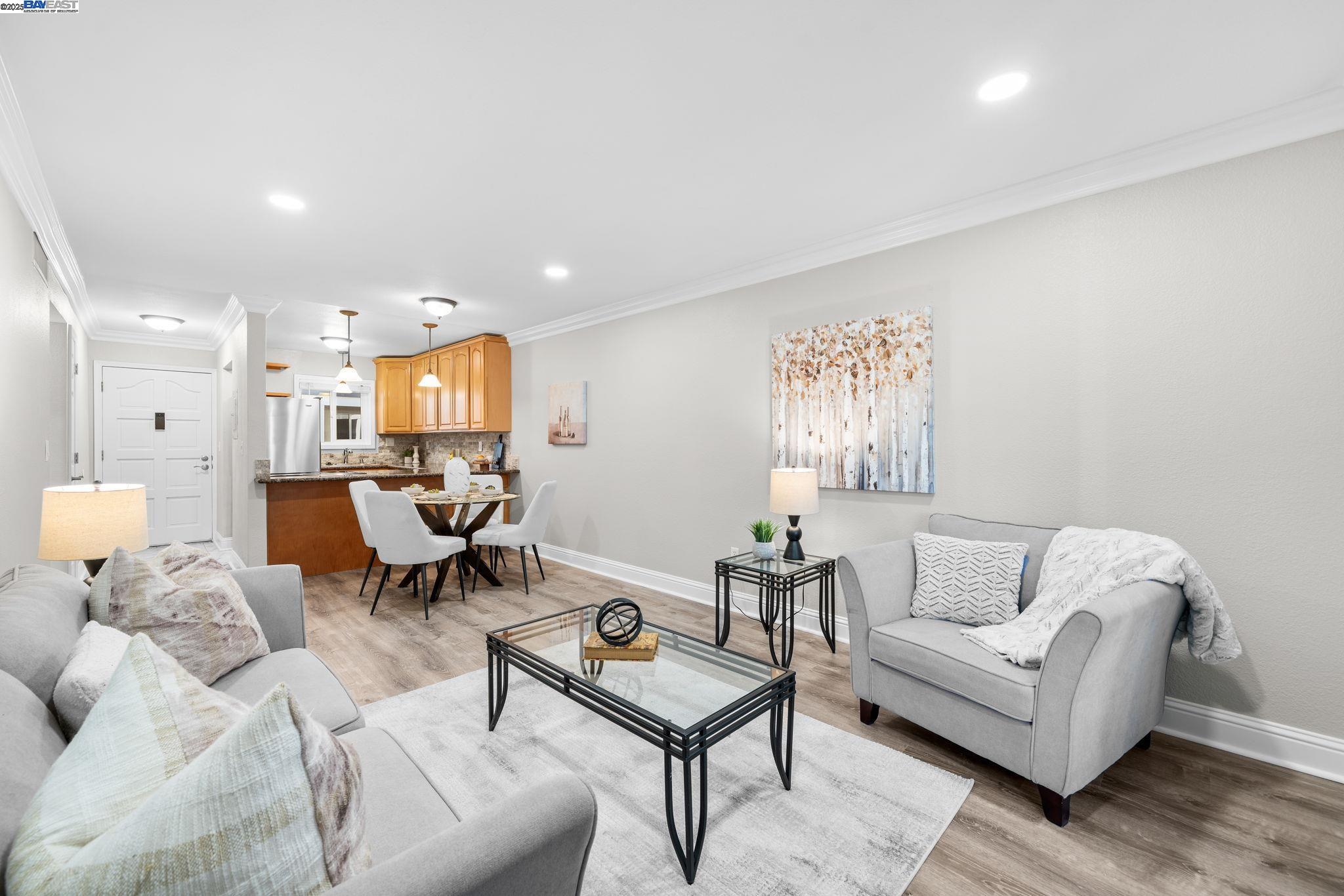 3841 Vineyard Ave. # B Unit: 18 / B