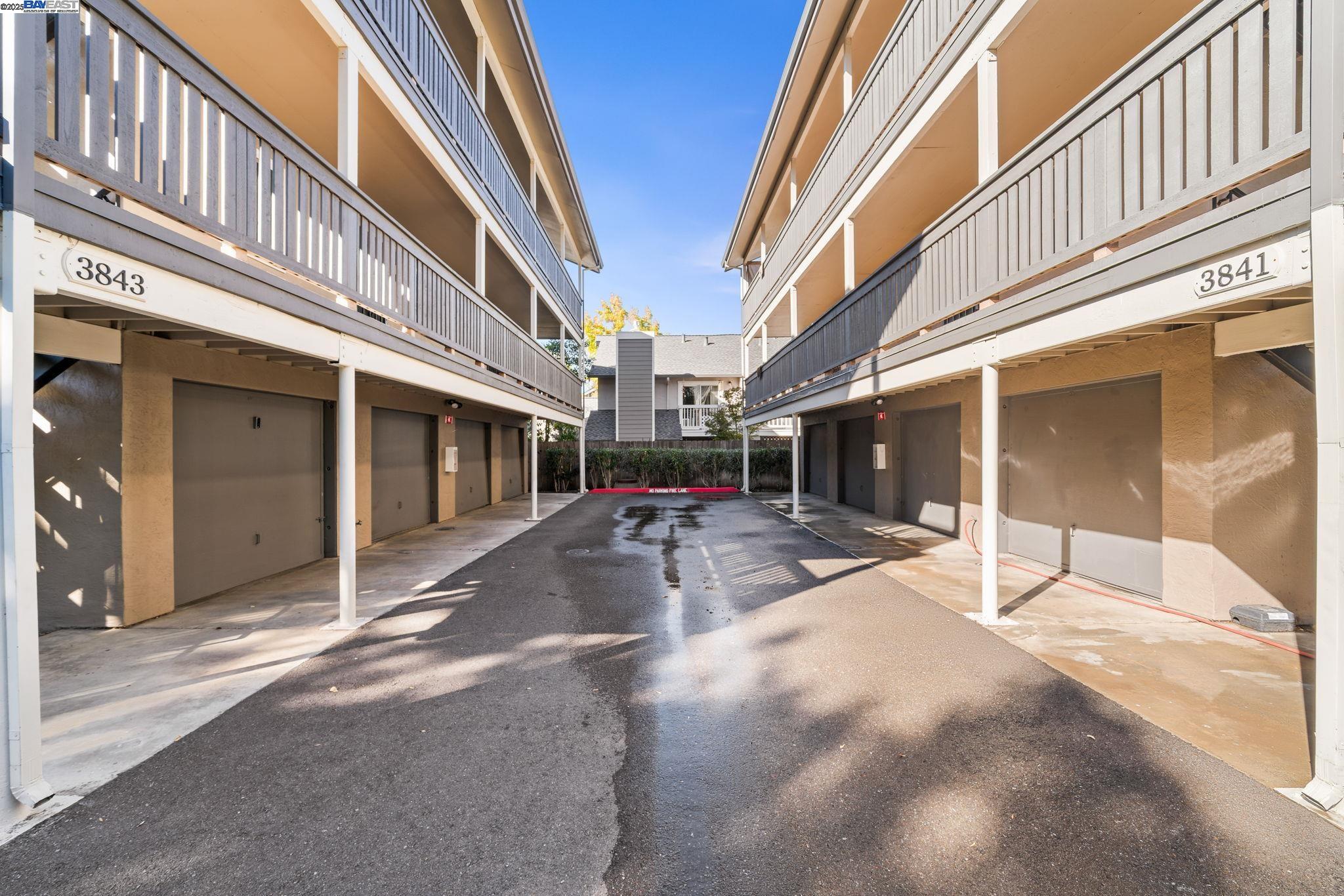 3841 Vineyard Ave. # B Unit: 18 / B